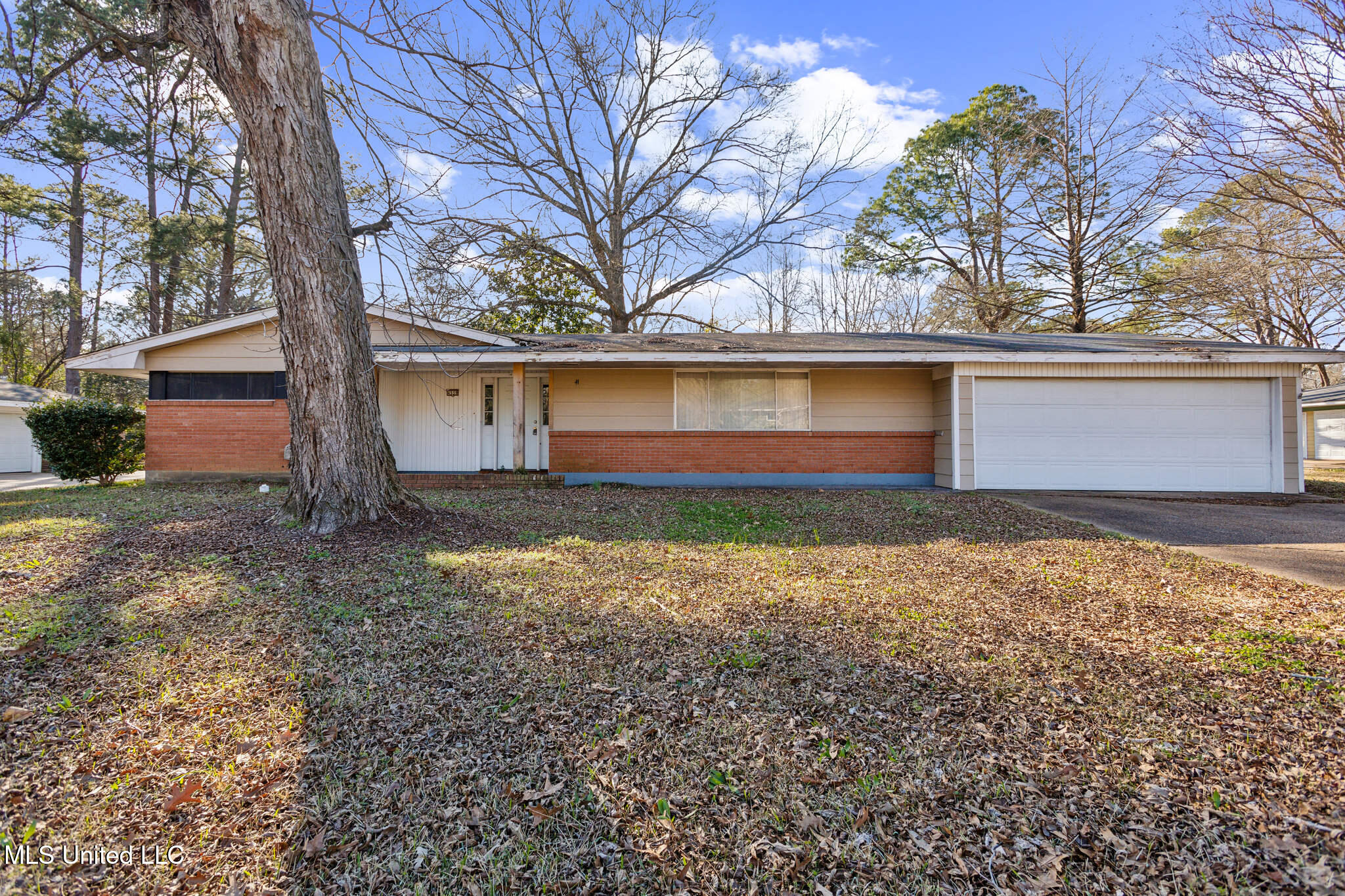 4539 Ridgewood Road Property Photo 1