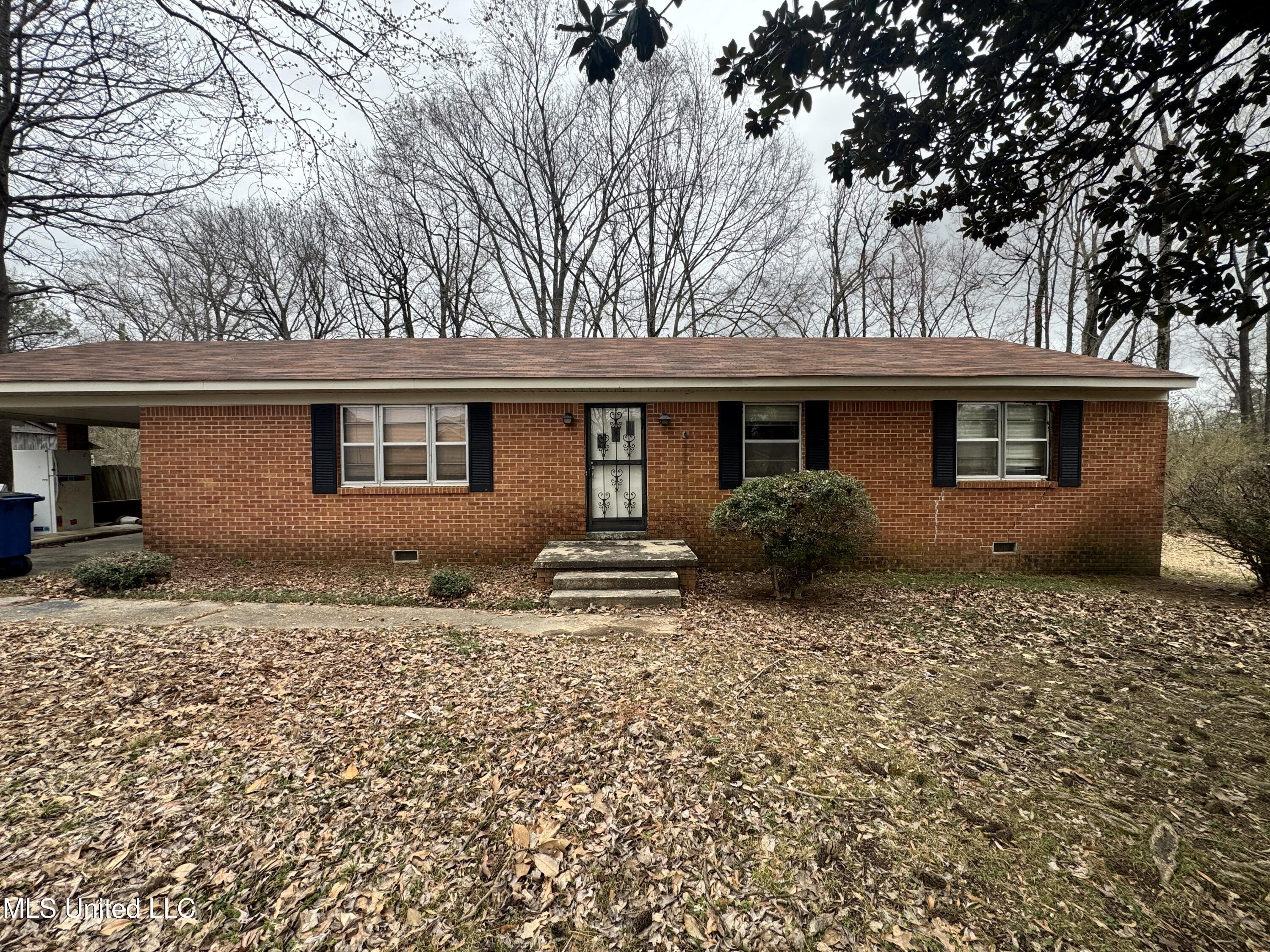 7384 Woodland Dr Drive Property Photo 1