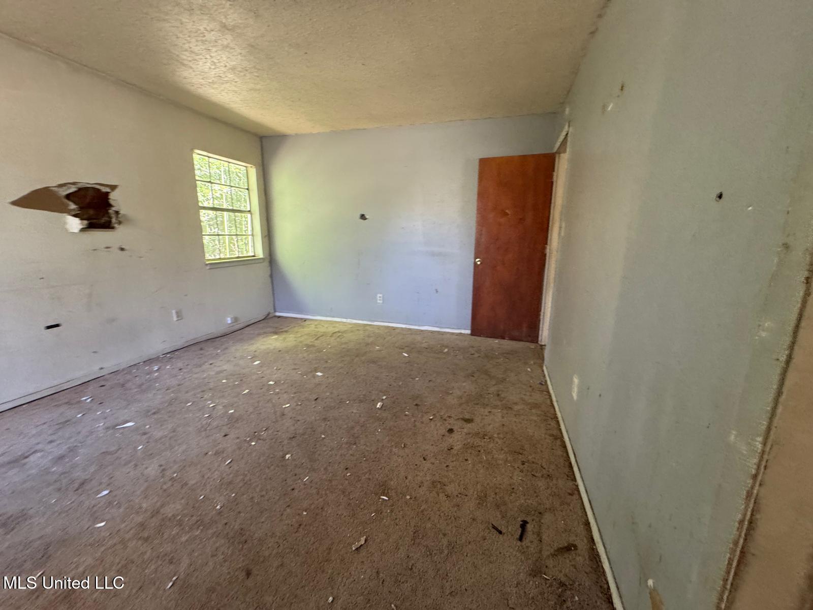 908 Wabash Avenue Property Photo 15