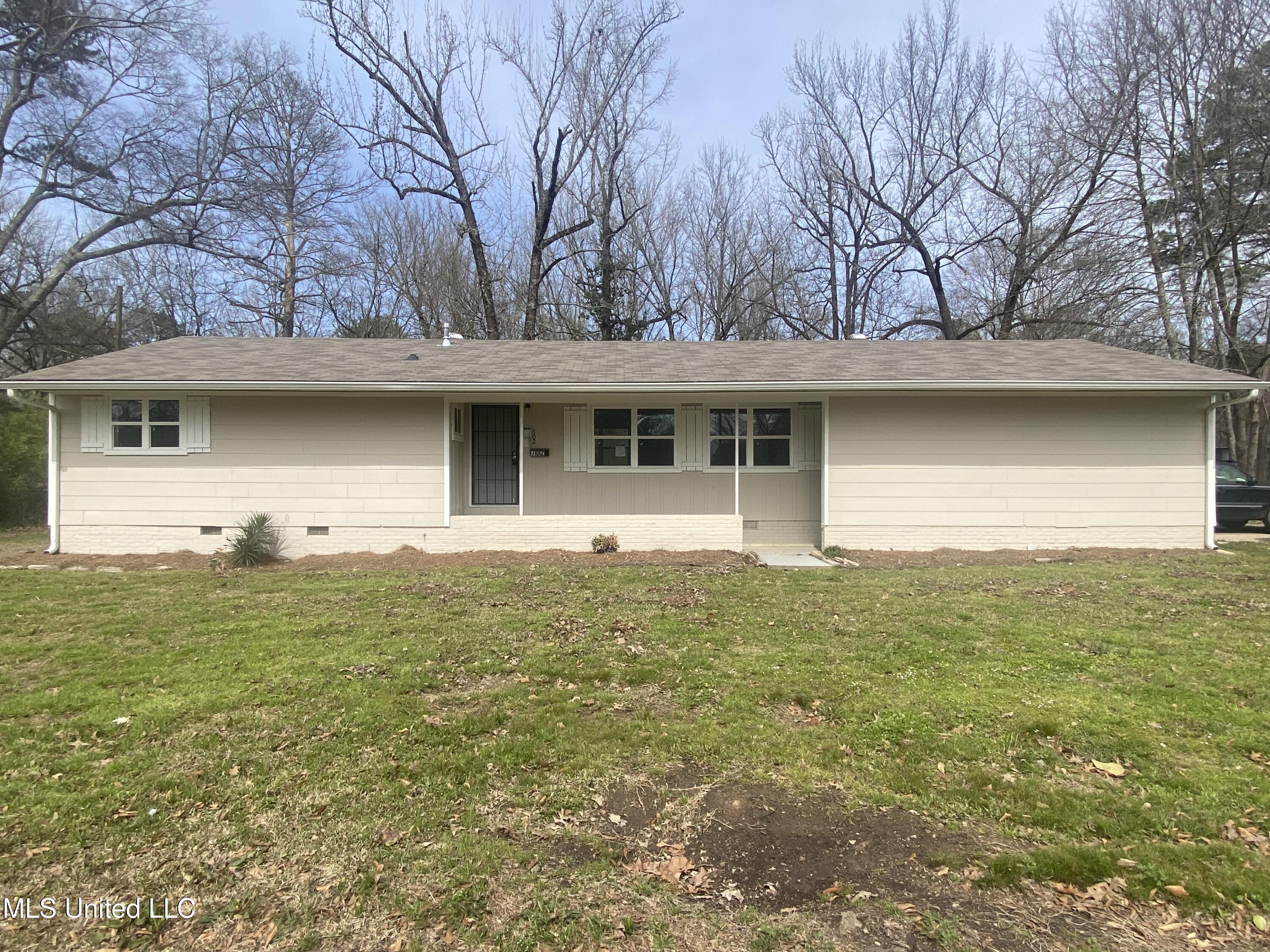 702 Cooper Road Property Photo 1