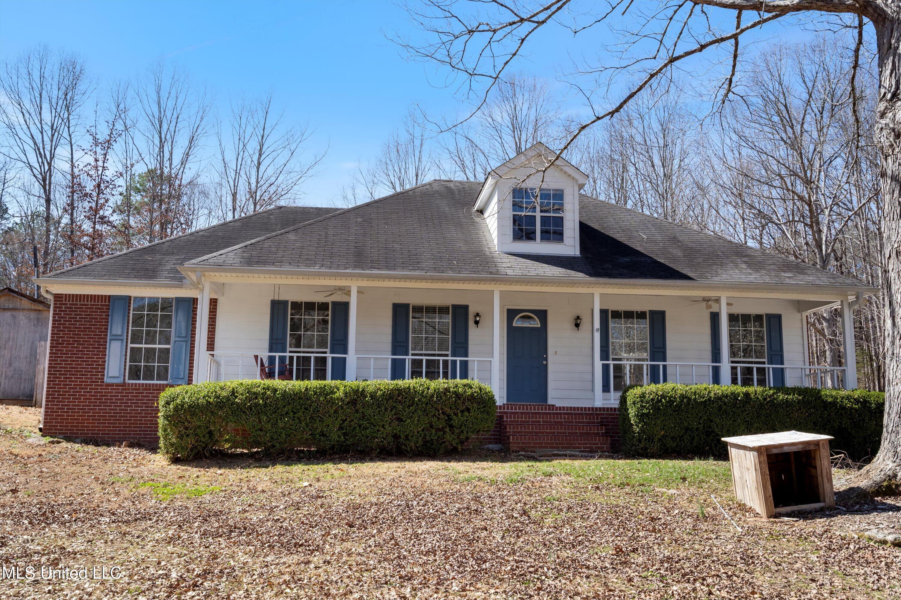 352 Cook Circle Property Photo 1