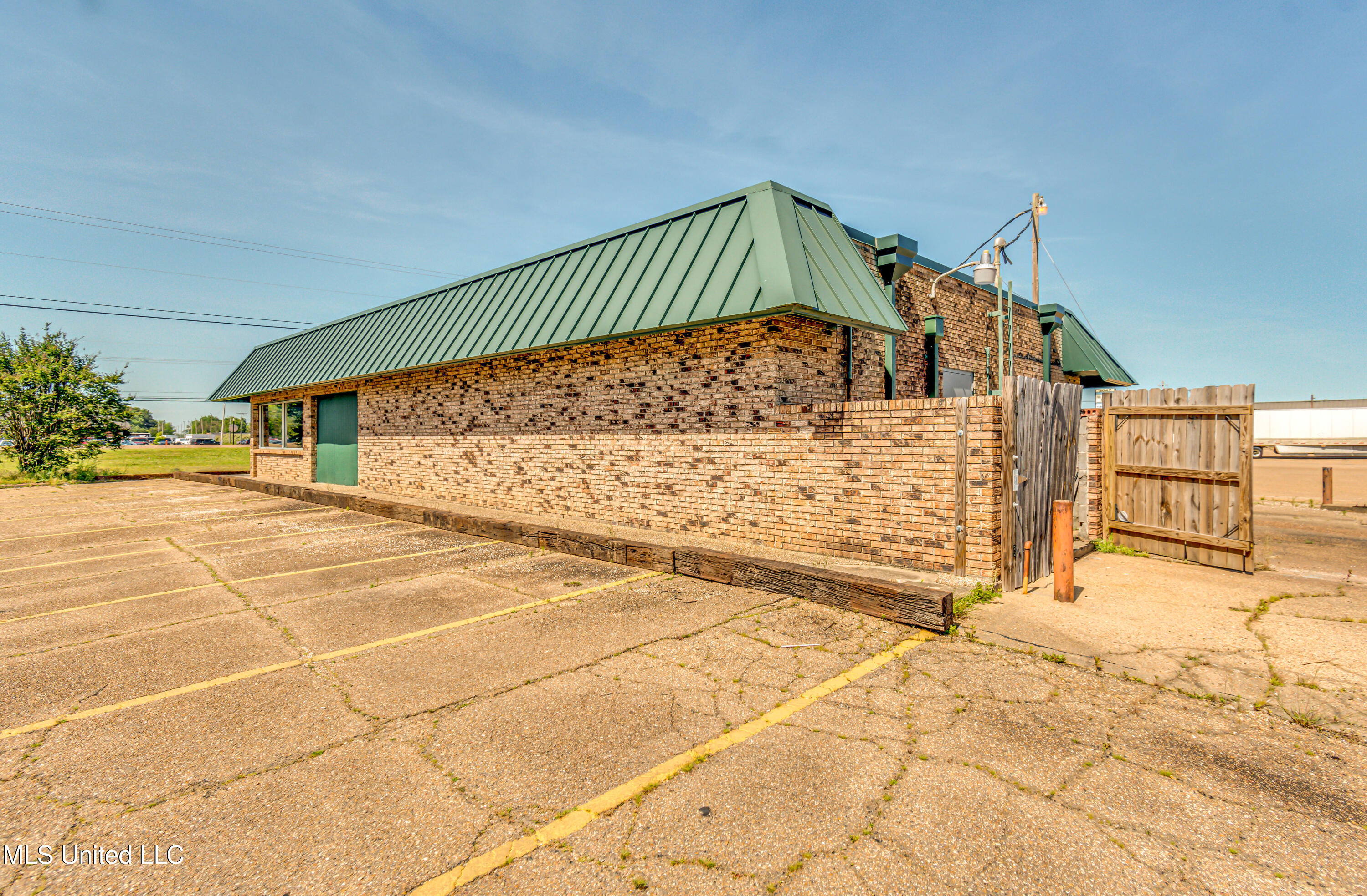 3021 Hwy 80 Property Photo 4