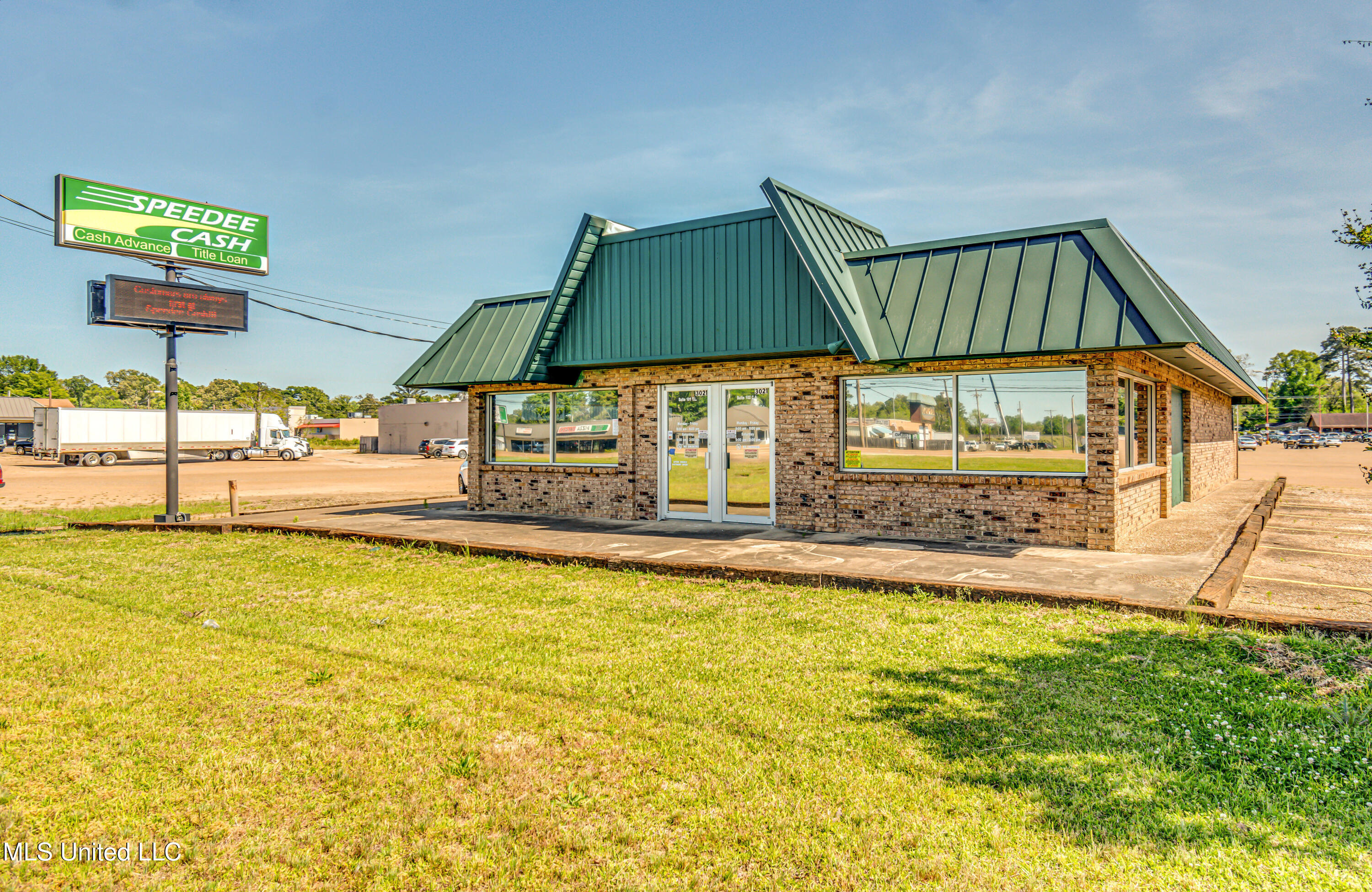 3021 Hwy 80 Property Photo 8