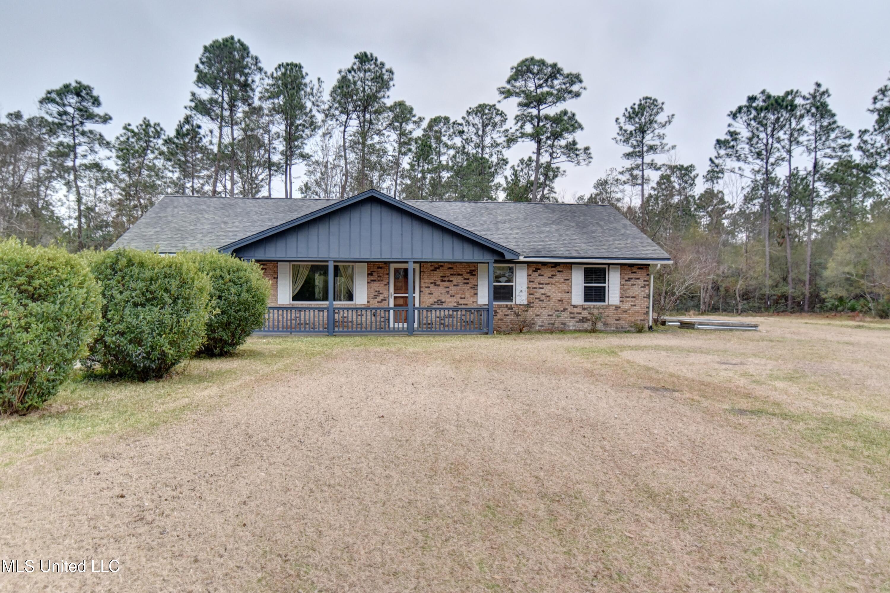 15469 Dobson Road Property Photo