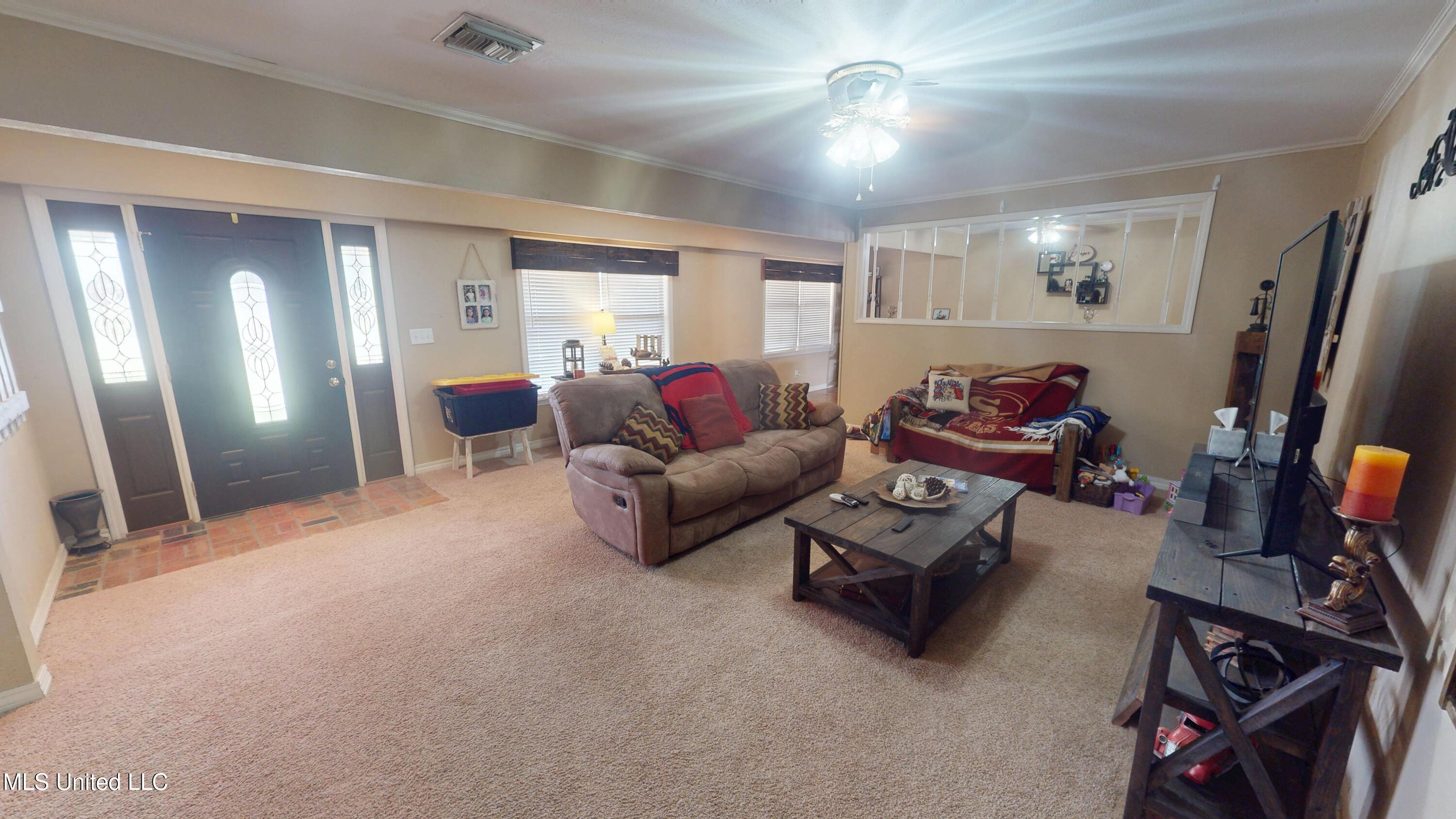 212 St Horace Street Property Photo 15