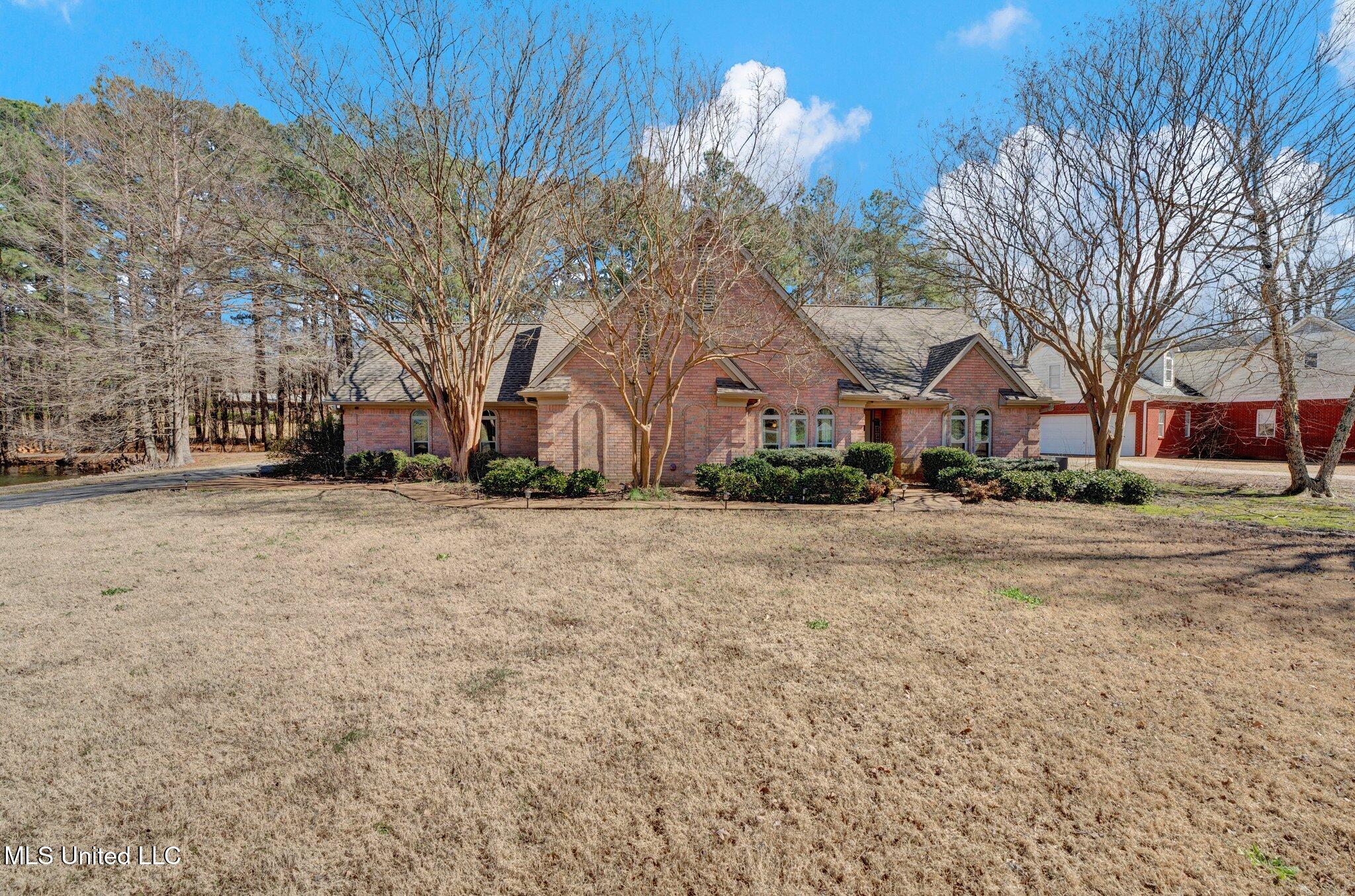 6760 Autumn Oaks Drive Drive Property Photo 1