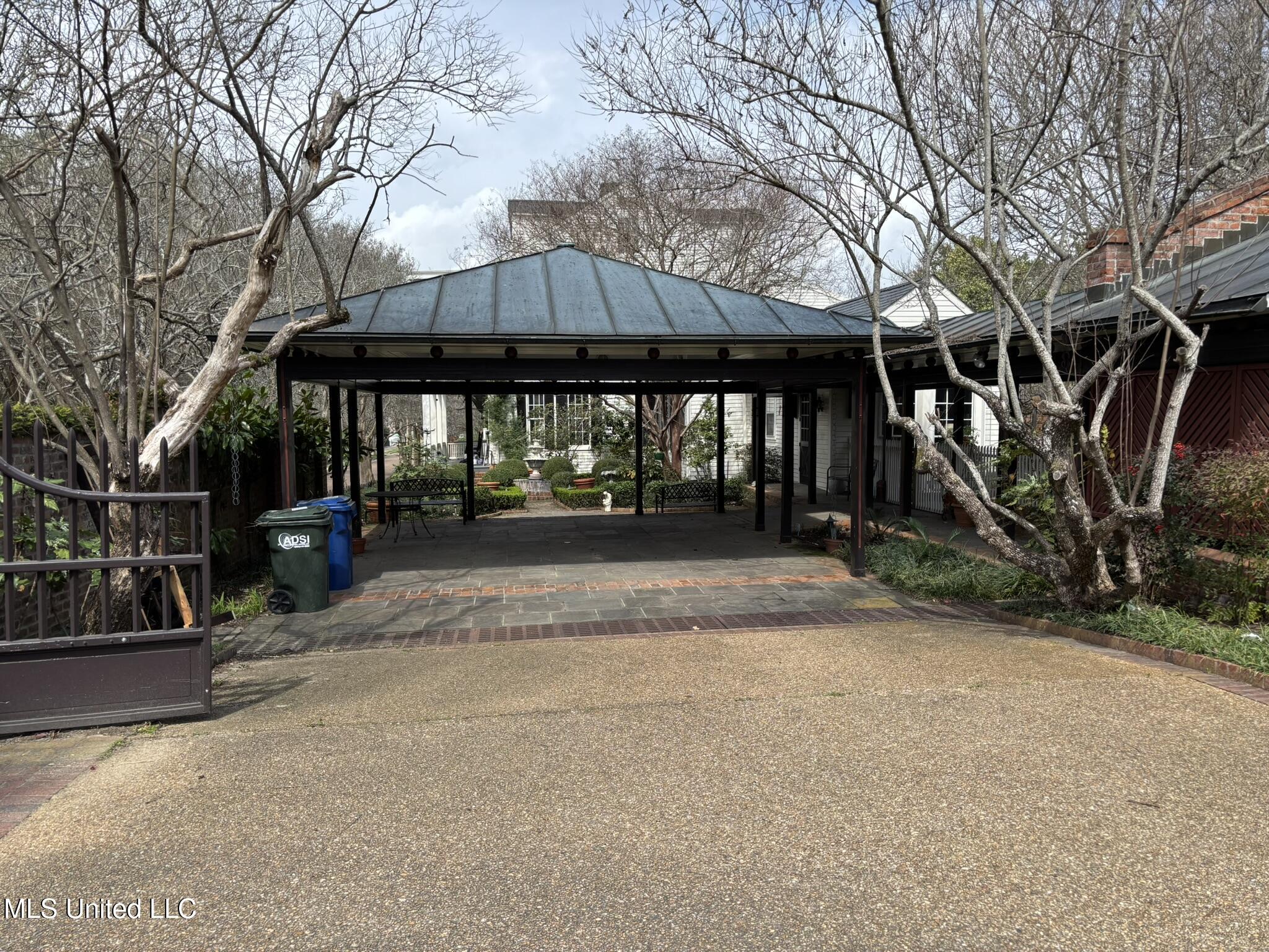 705 Washington Street Property Photo 57