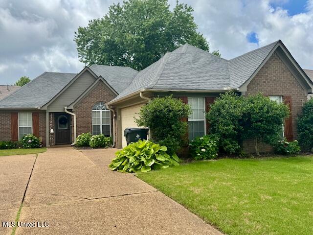 41 Cross Creek Drive Property Photo 1
