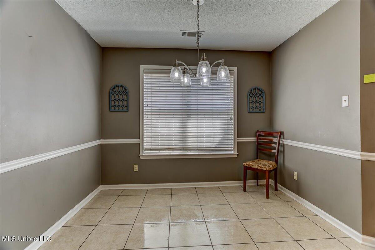 8823 Bell Forrest Drive Property Photo 21