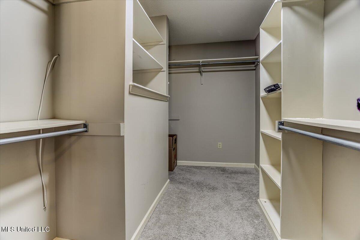 8823 Bell Forrest Drive Property Photo 31