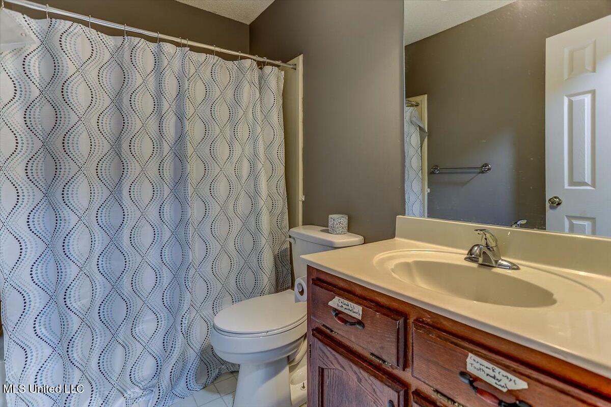 8823 Bell Forrest Drive Property Photo 34