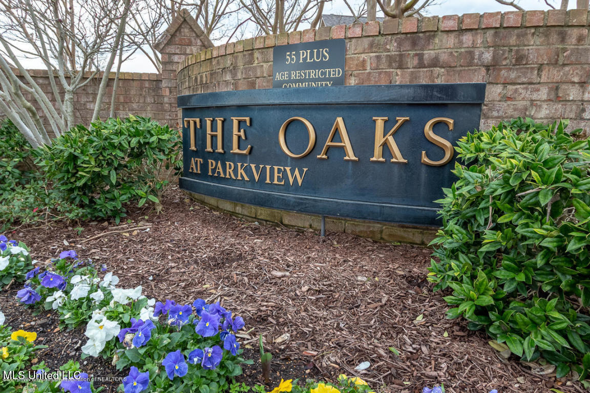 8649 Parkview Oaks Circle Property Photo 22
