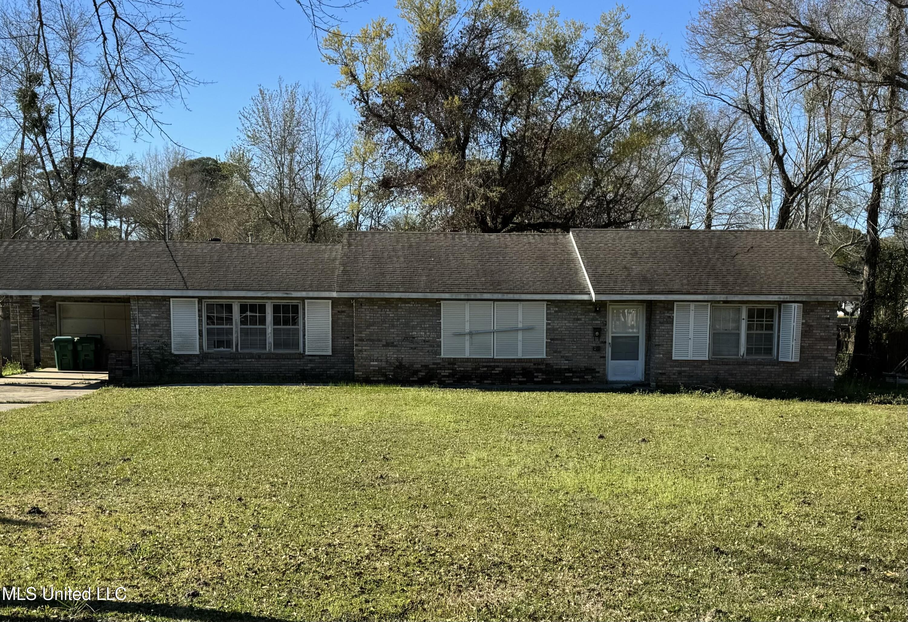 211 47th Street Property Photo