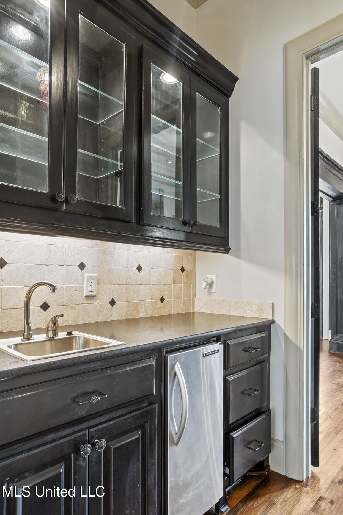 128 Summer Lake Drive Property Photo 17