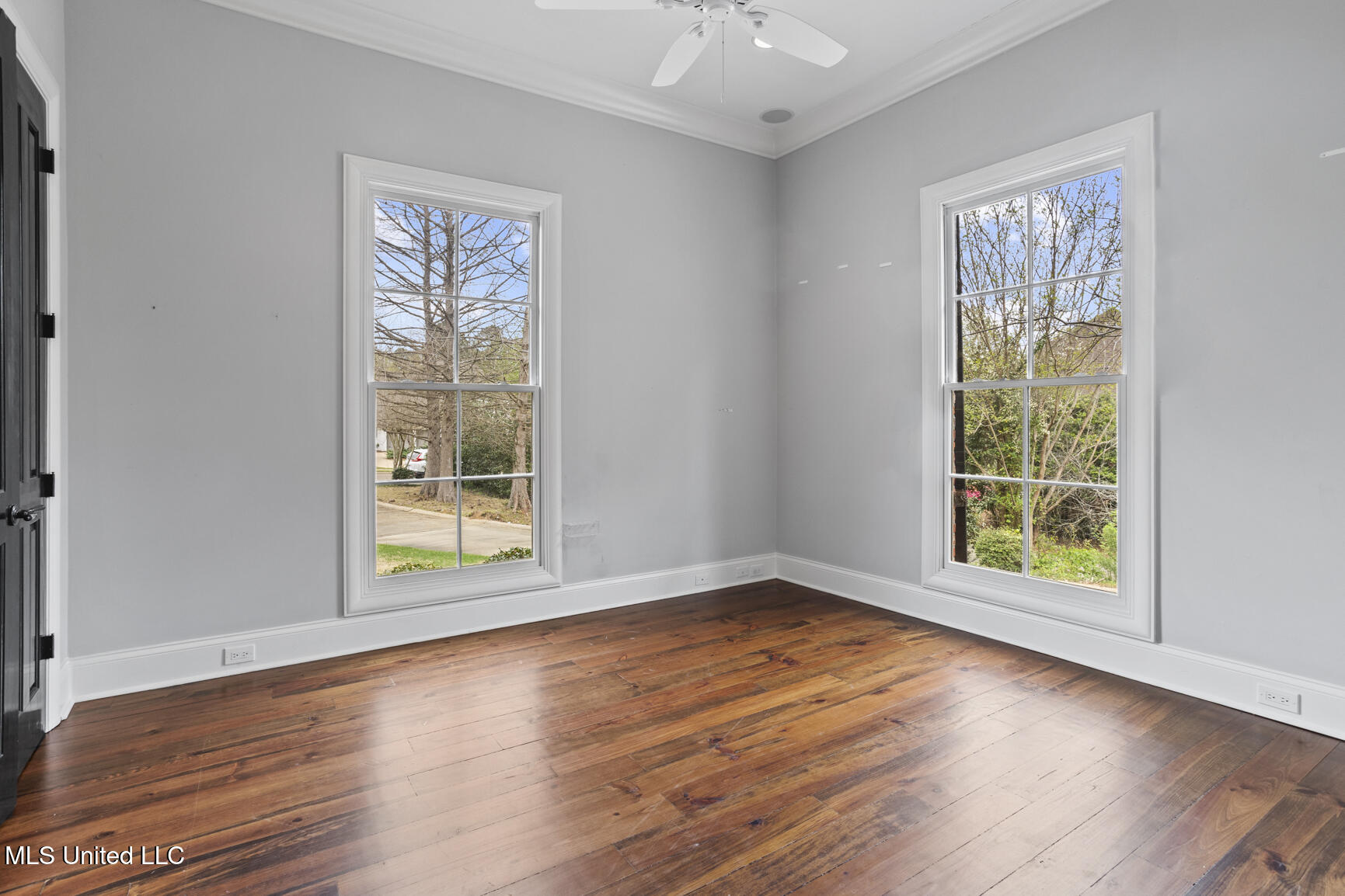 128 Summer Lake Drive Property Photo 31