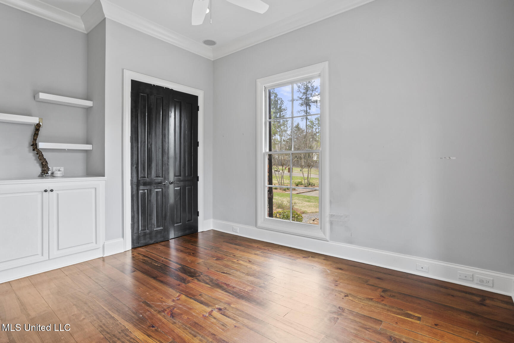 128 Summer Lake Drive Property Photo 32