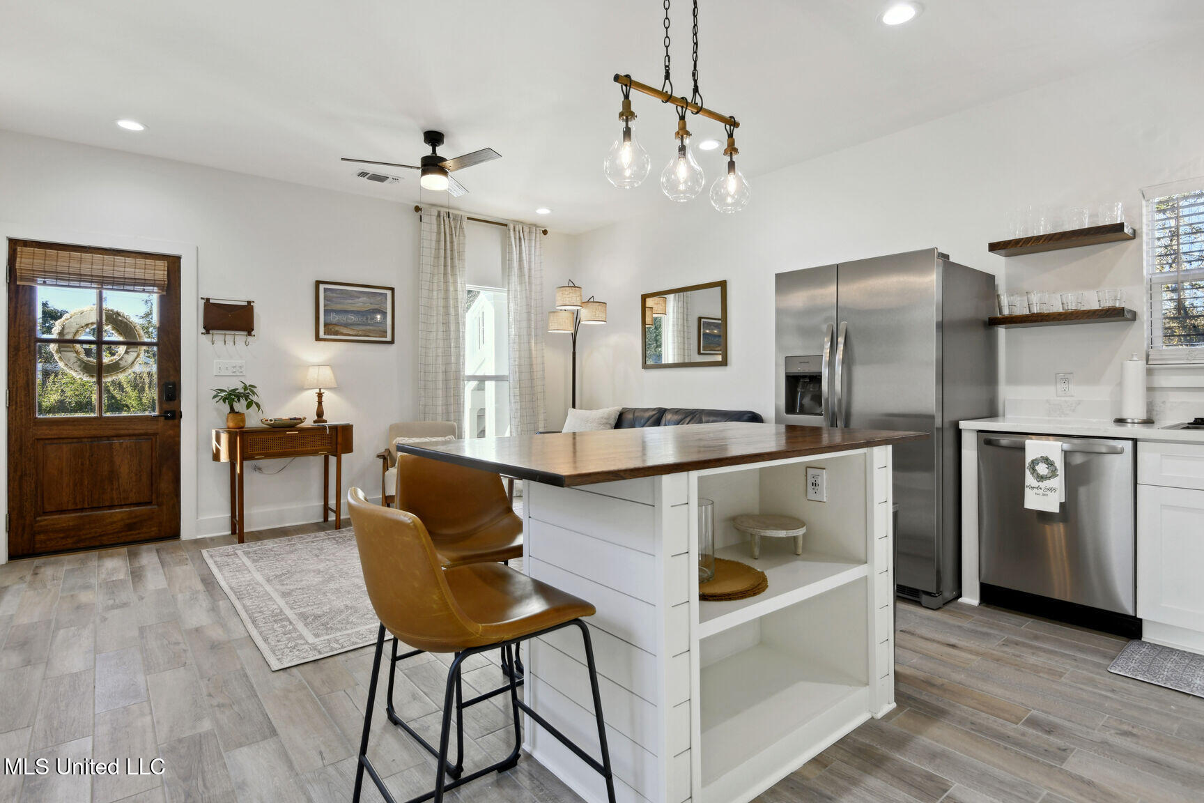 437 Webster Street Property Photo 11