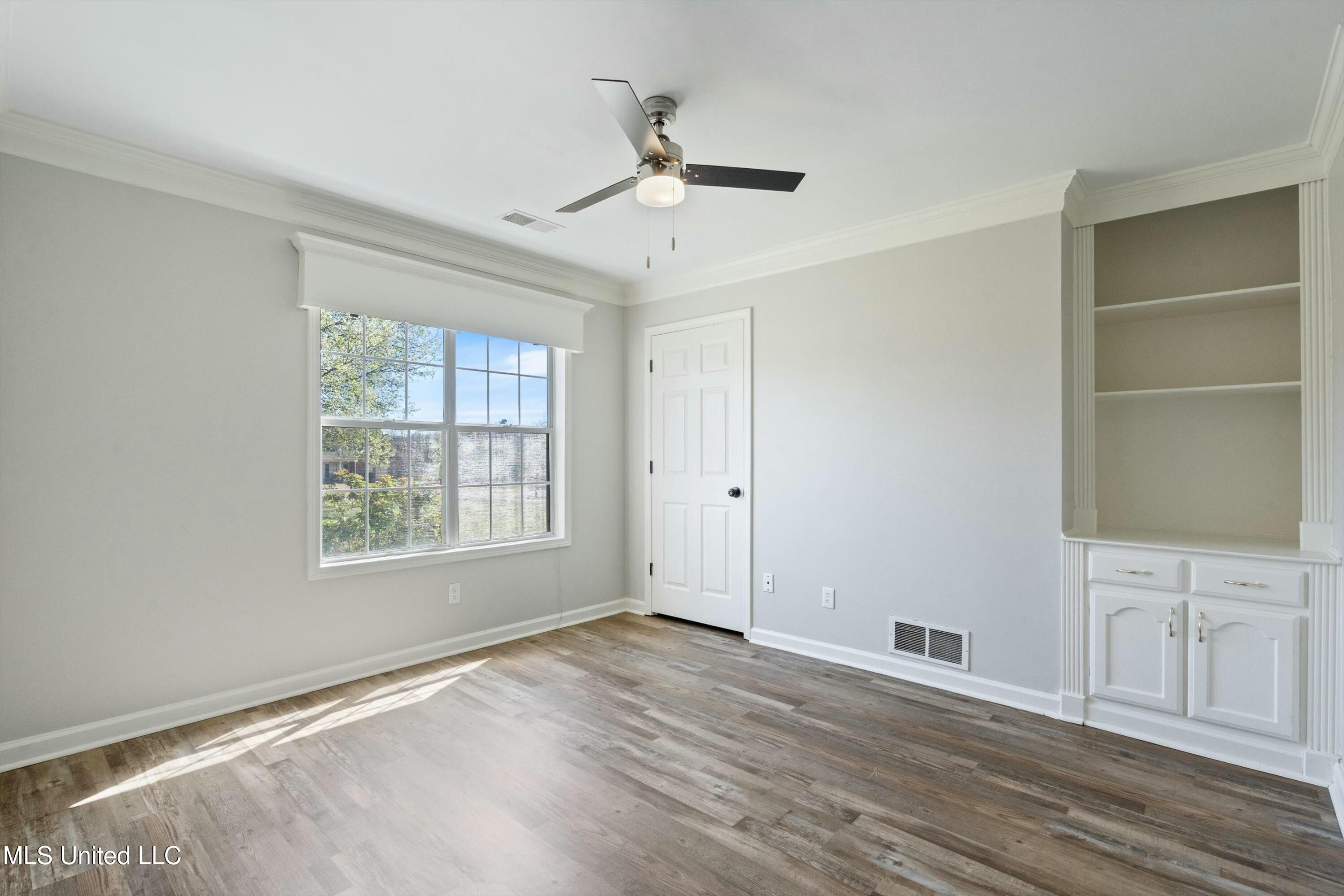 4481 Summers Place Drive Property Photo 6