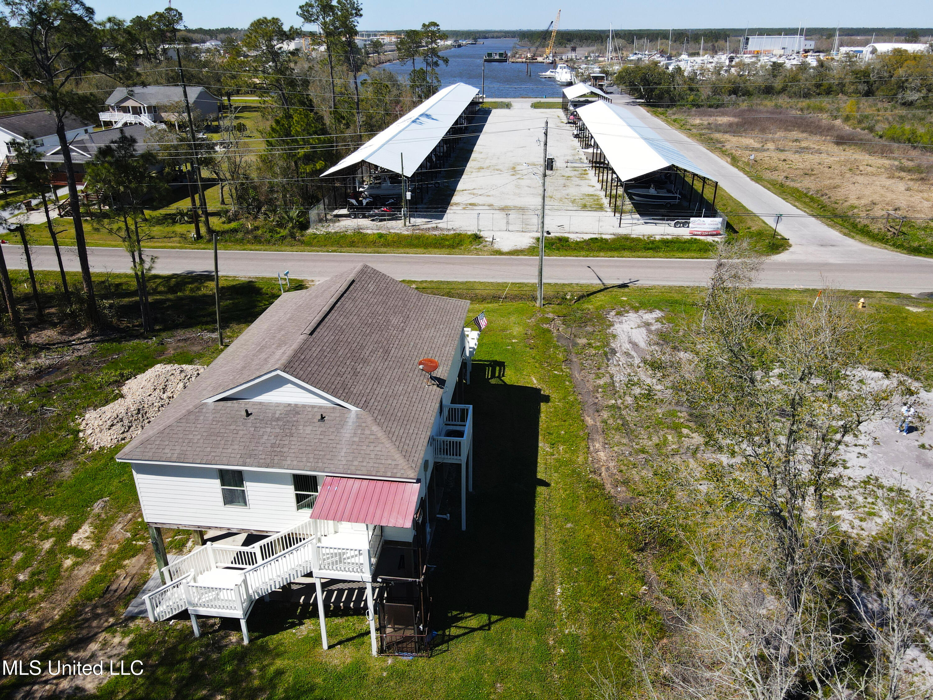 228 North Street Property Photo 13