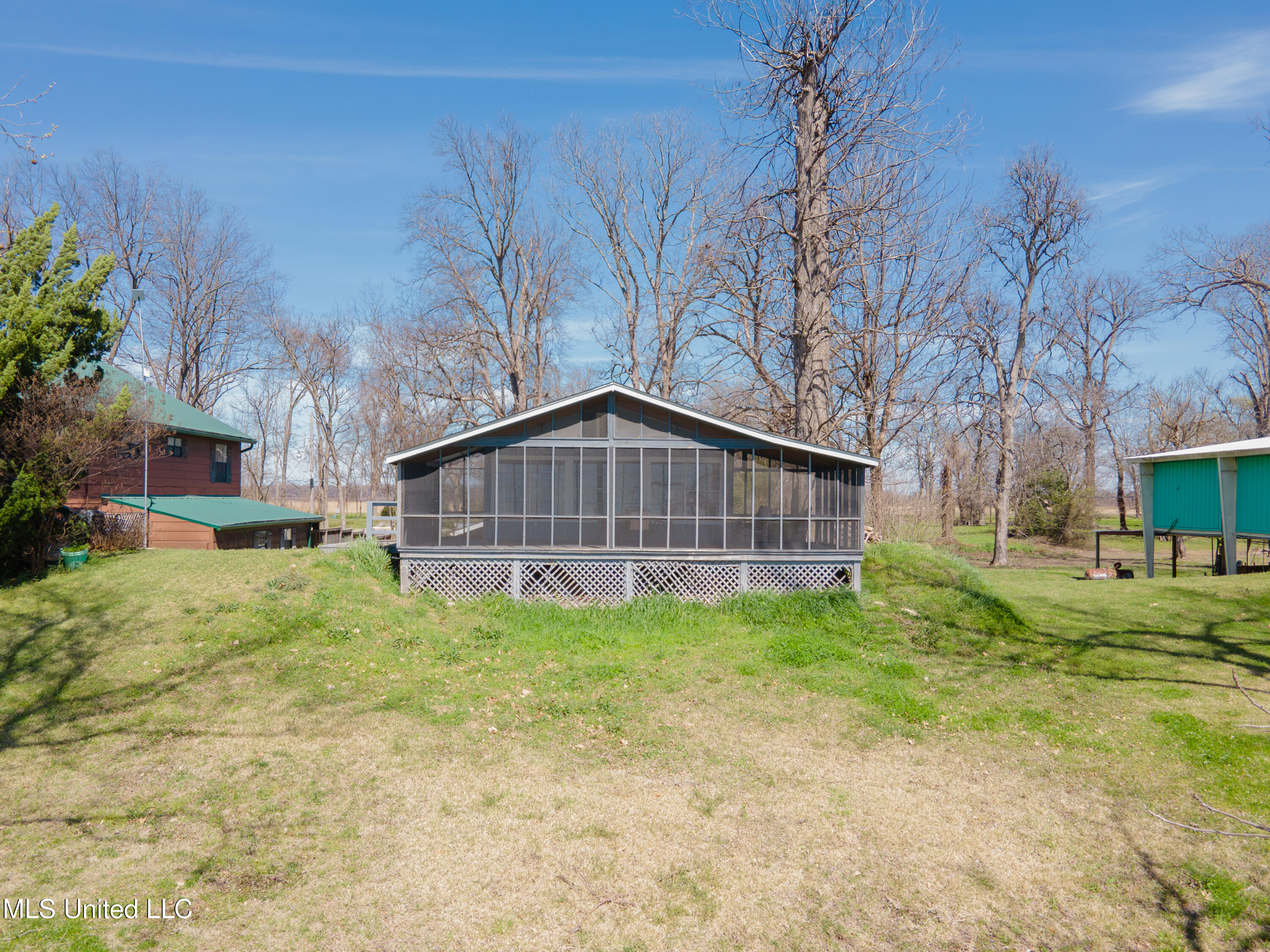95 Nesting Site Property Photo 1