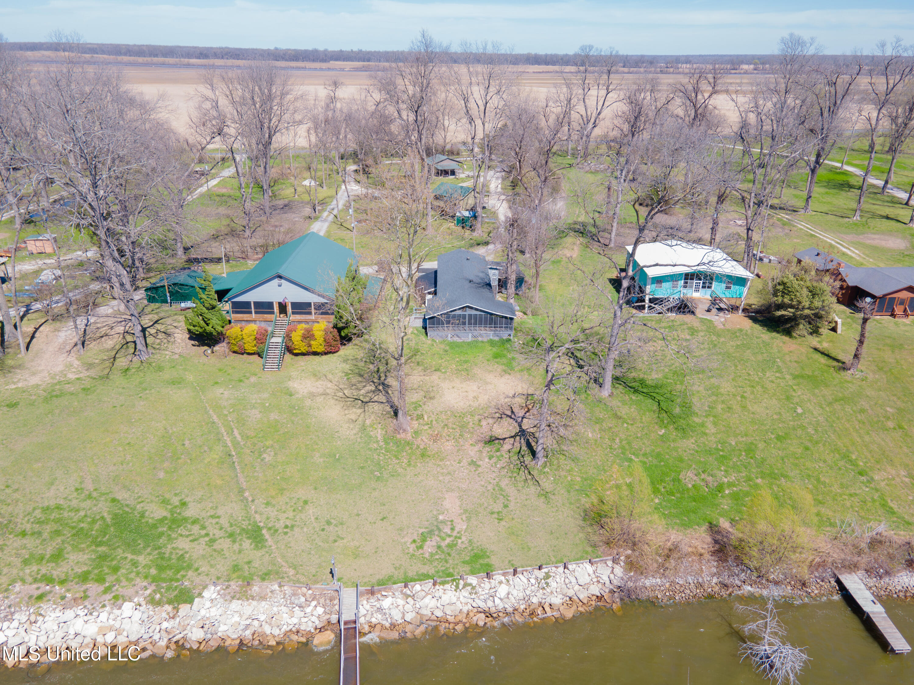 95 Nesting Site Property Photo 3
