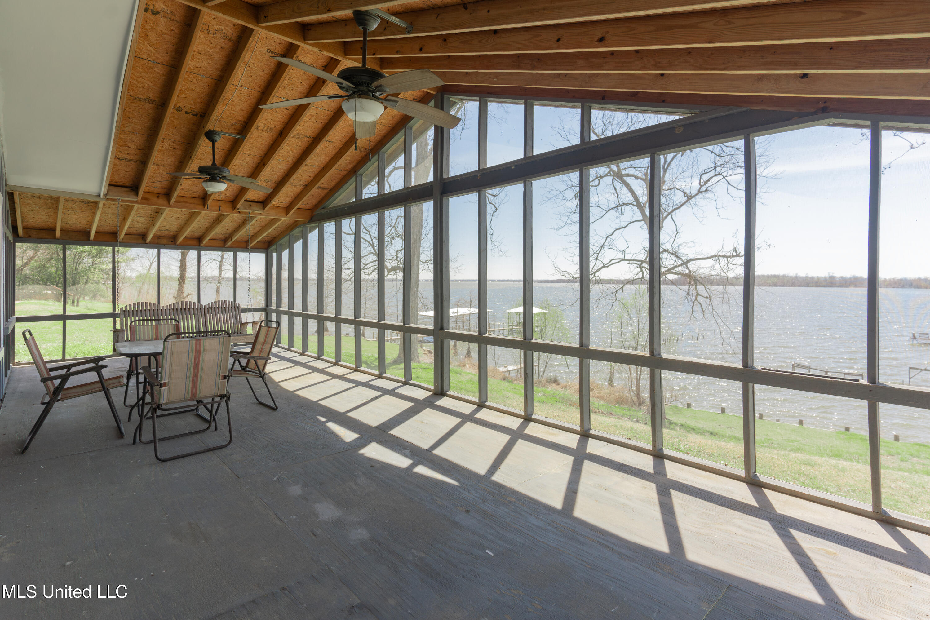 95 Nesting Site Property Photo 14