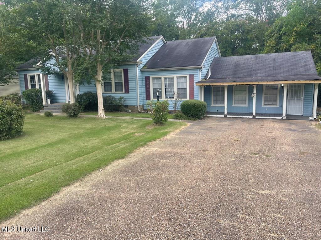 1413 N Jackson Street Property Photo 1