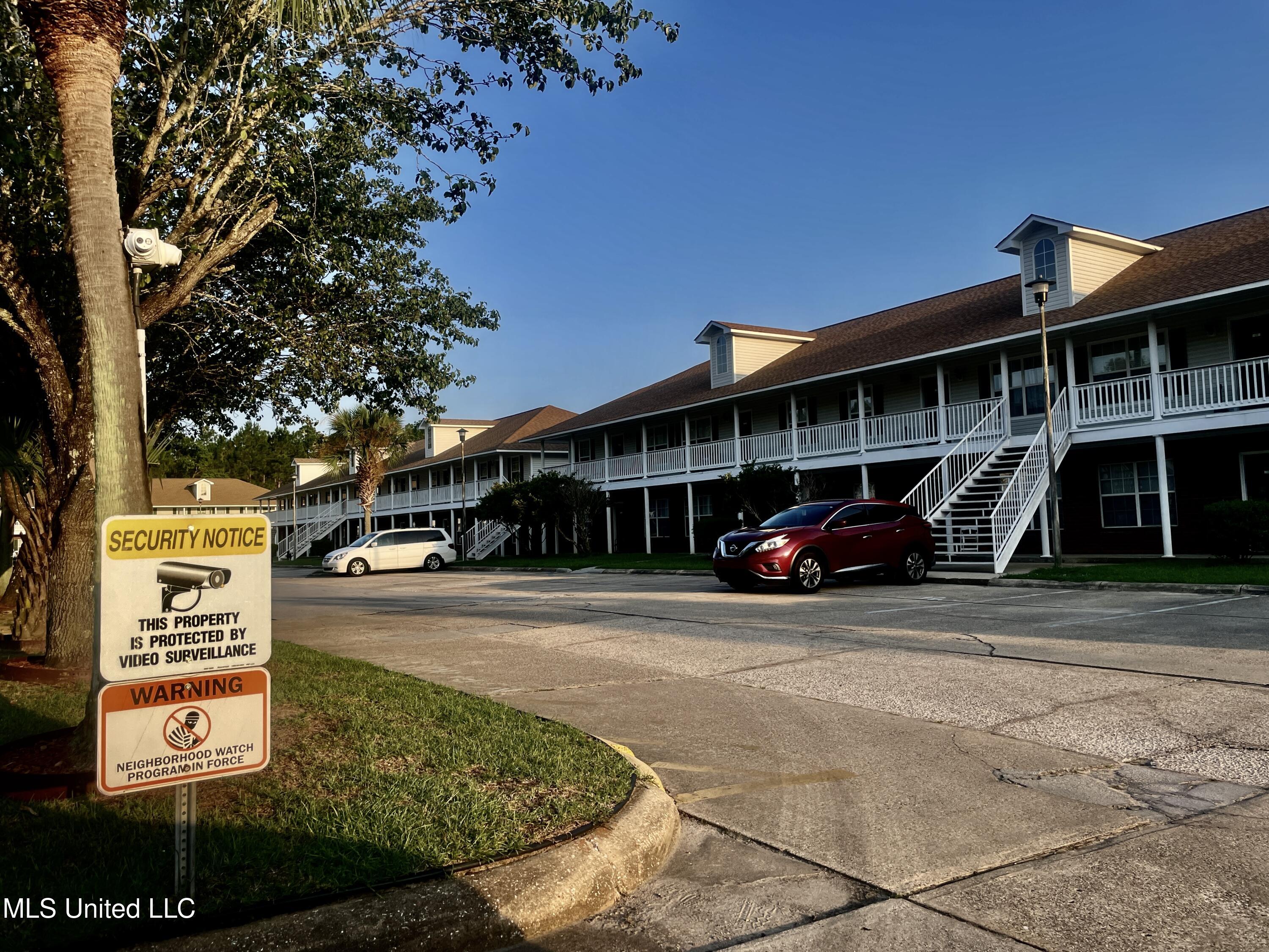 5080 Gautier Vancleave Road Property Photo 1