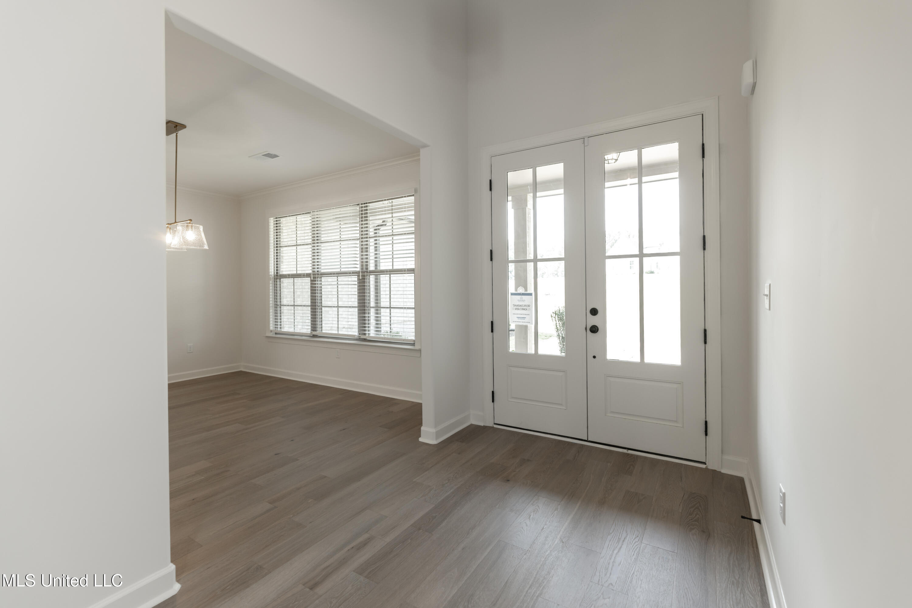 115 Cedar Crest Cove Property Photo 2