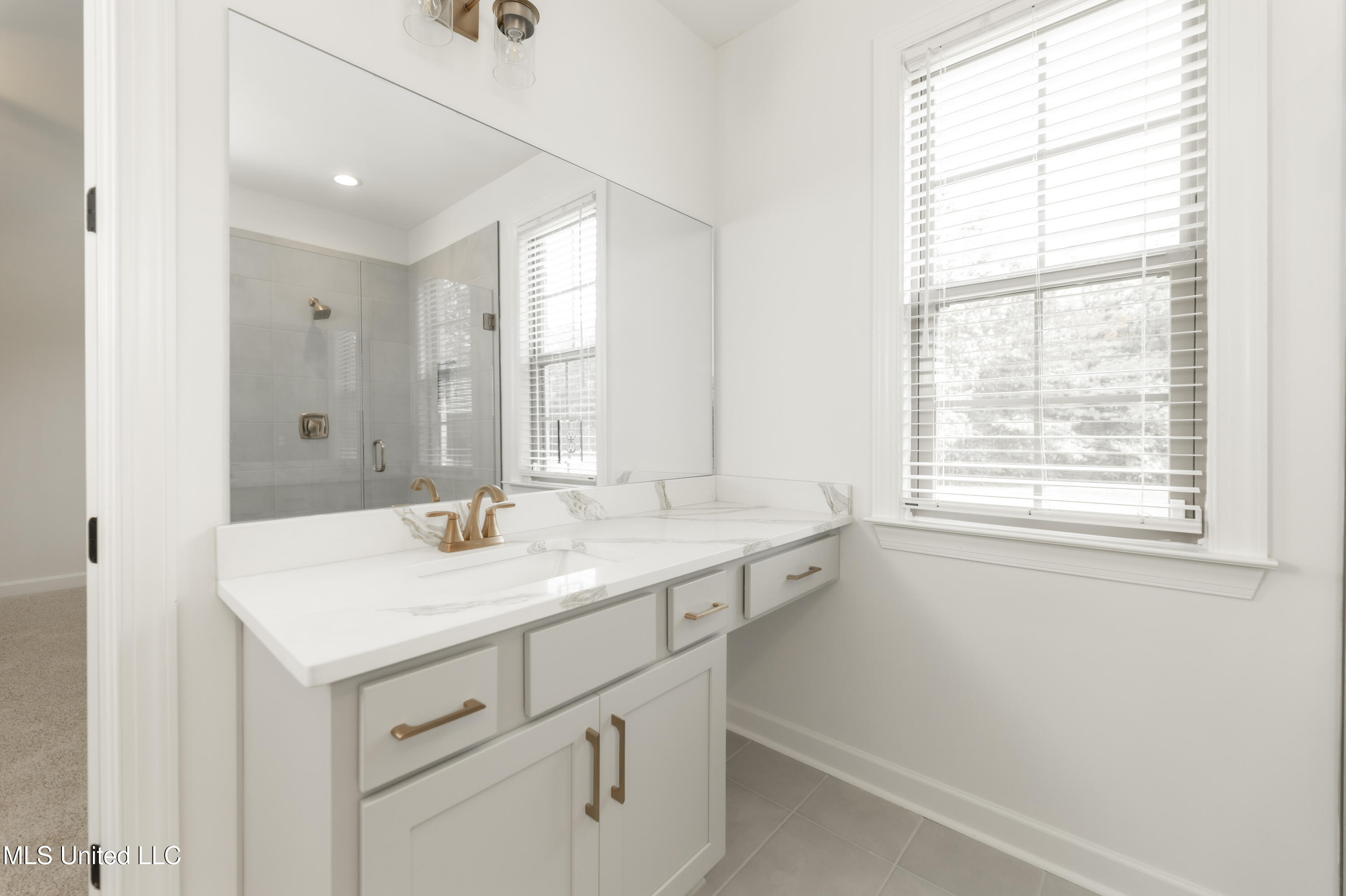 115 Cedar Crest Cove Property Photo 16