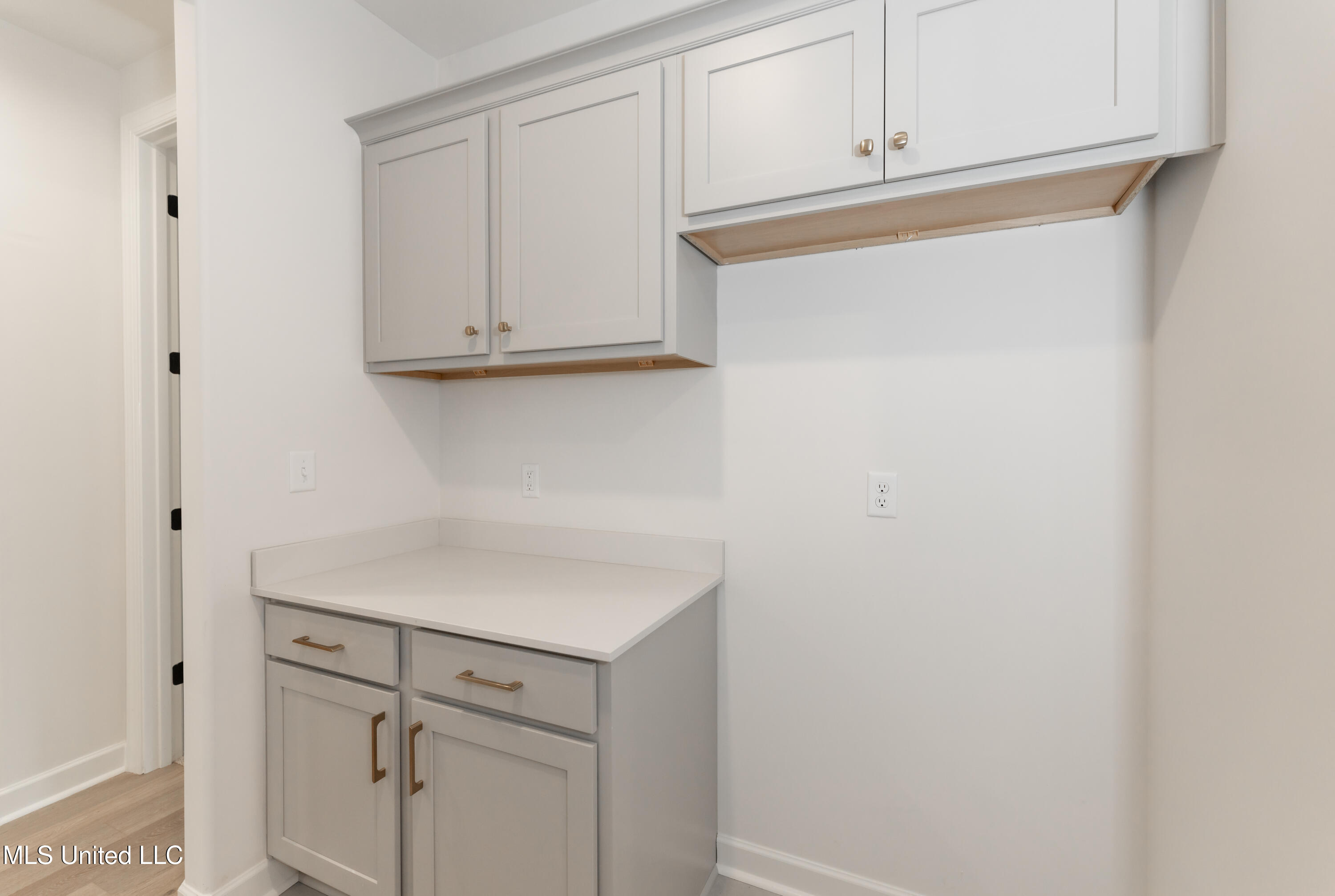 115 Cedar Crest Cove Property Photo 30