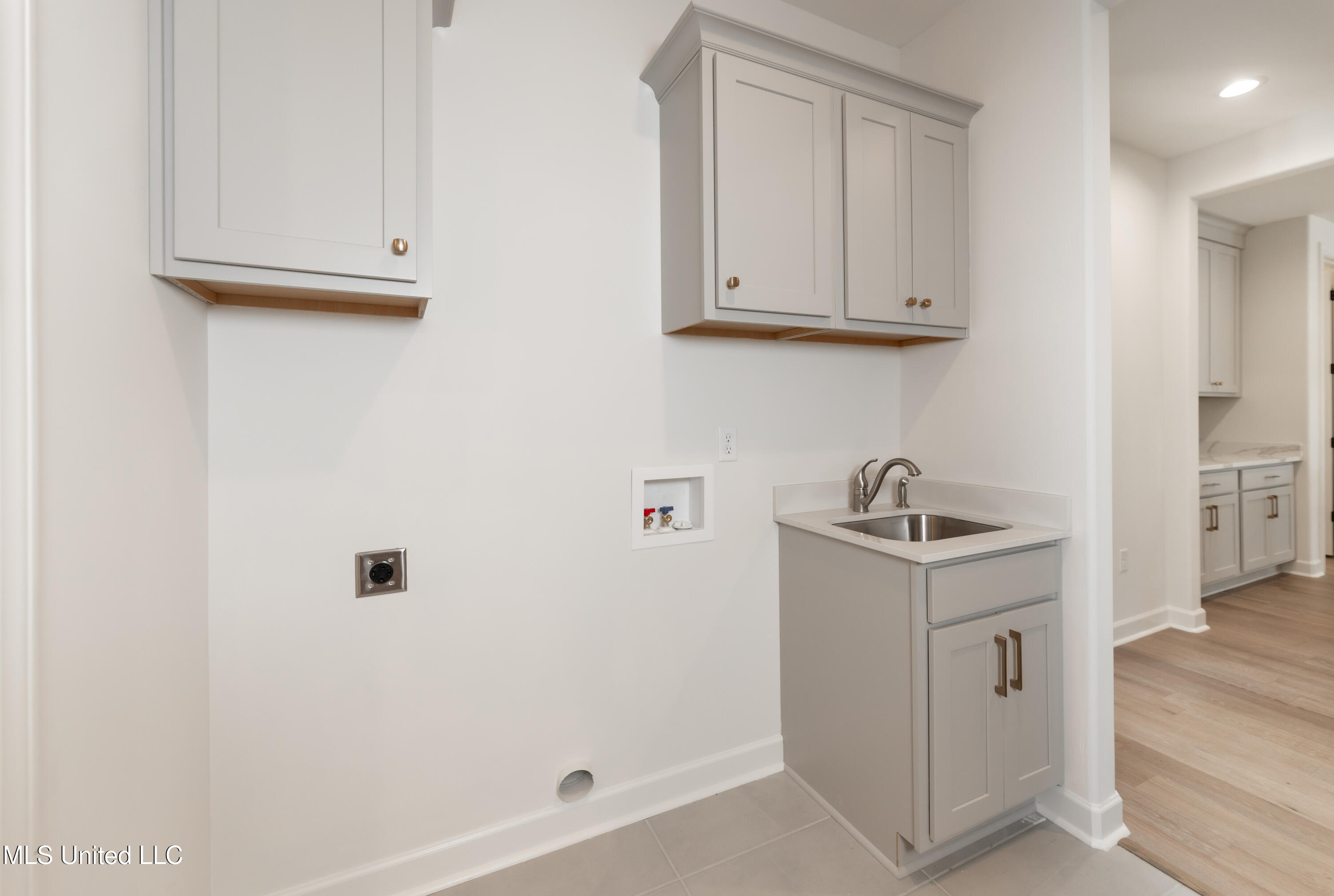 115 Cedar Crest Cove Property Photo 31