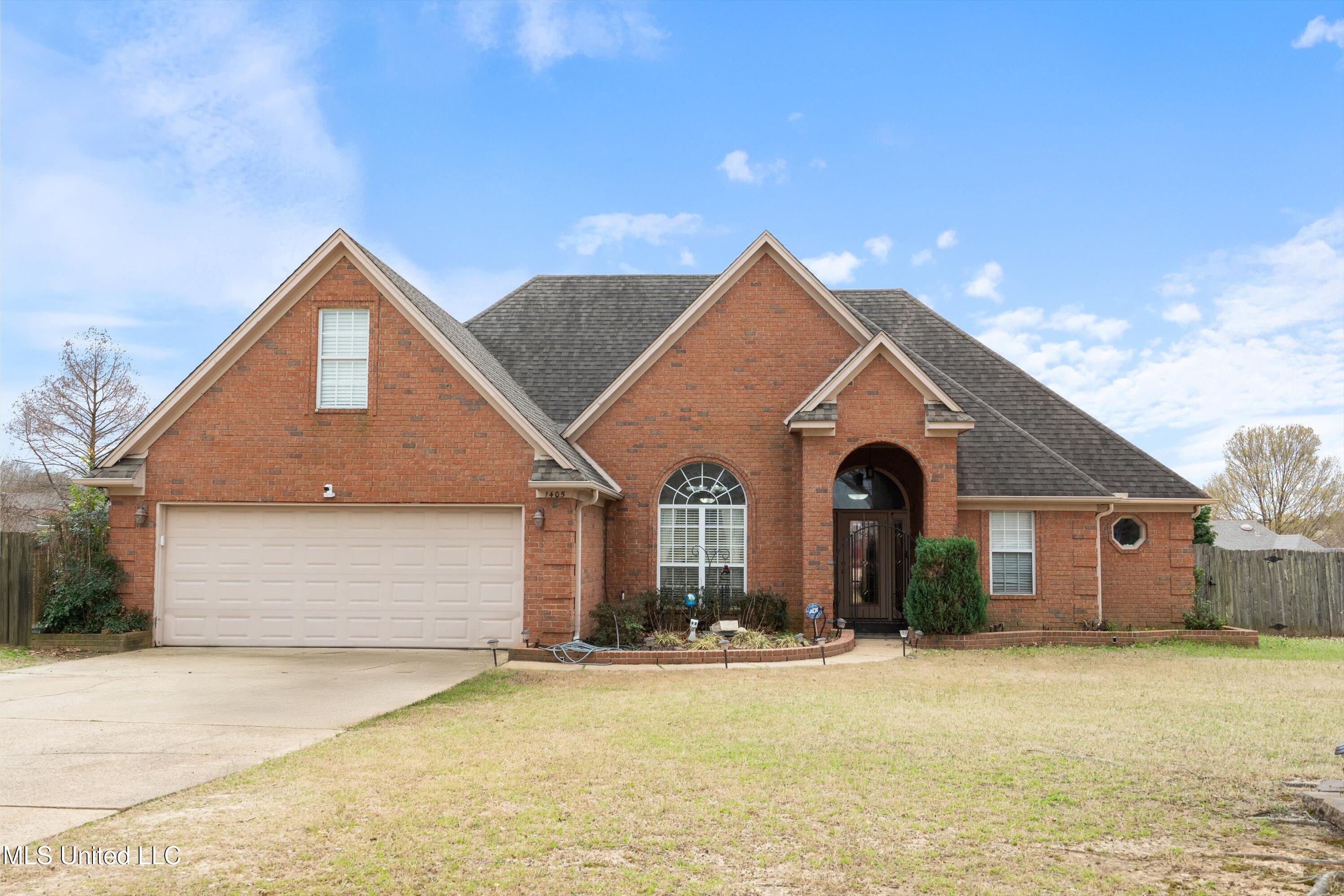 1405 Holly Springs Road Property Photo 1