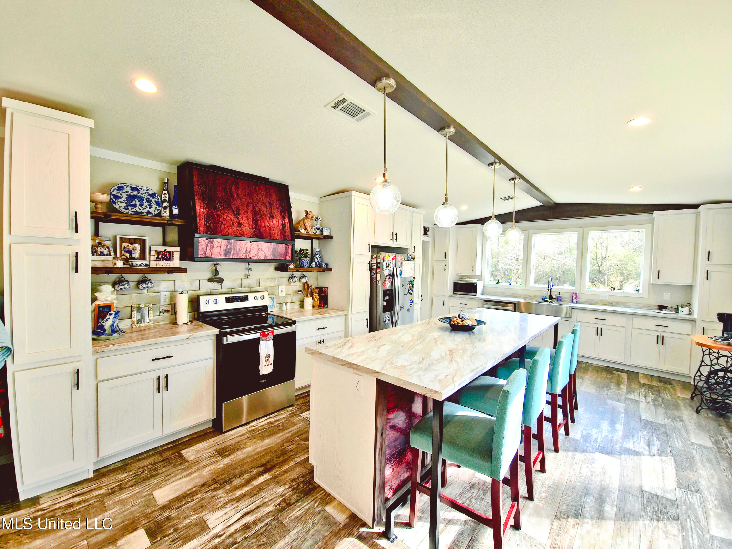 26004 Bowfin Drive Property Photo 3