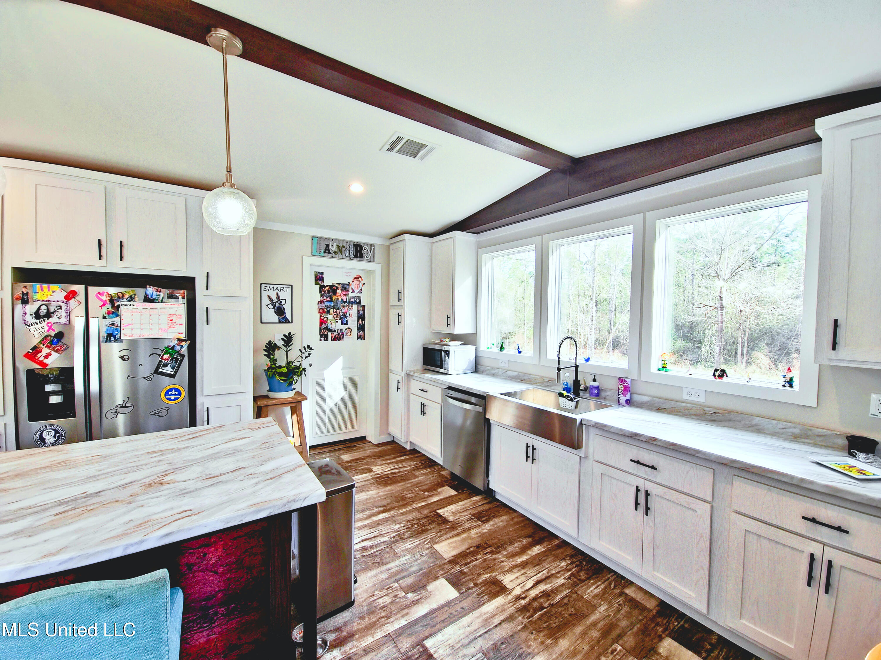 26004 Bowfin Drive Property Photo 4