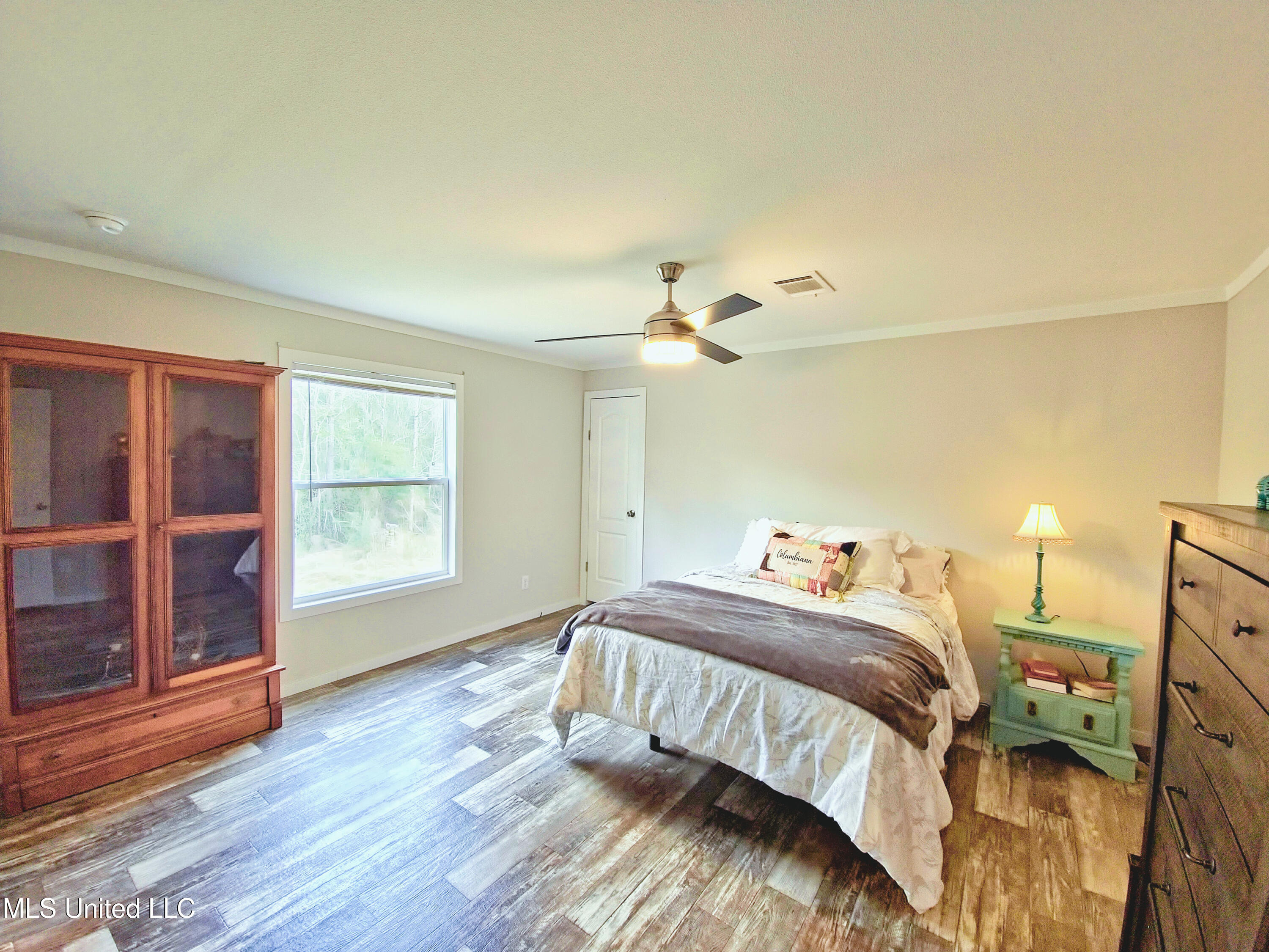 26004 Bowfin Drive Property Photo 7