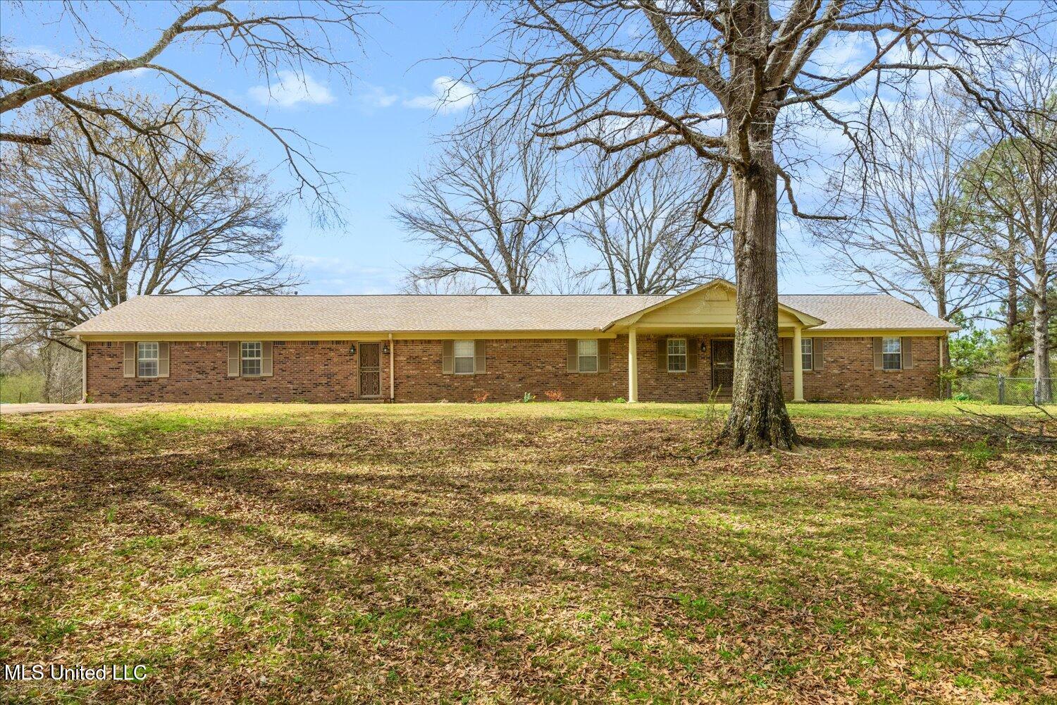 2977 Bett Thyatira Road Property Photo 1