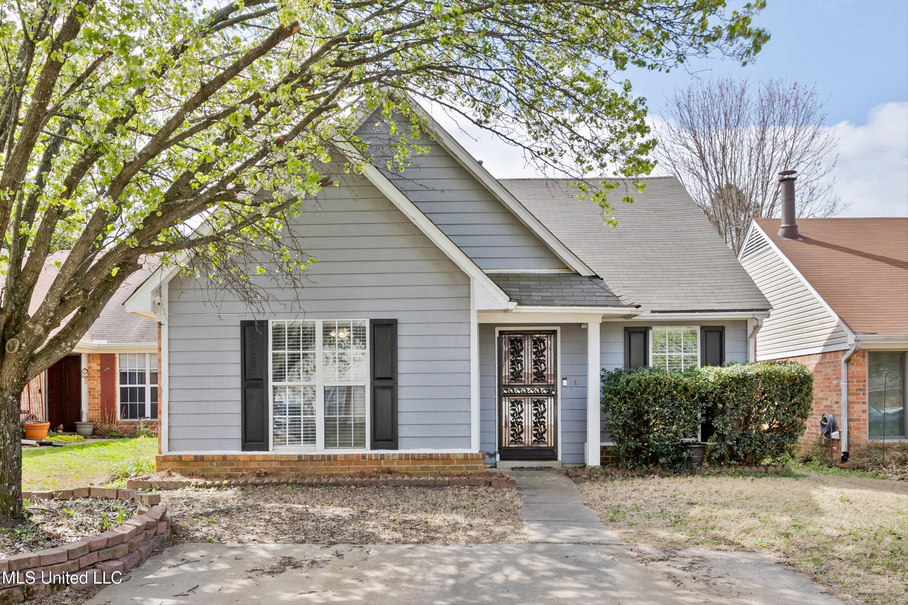 899 Mcgowan Dr Drive Property Photo 1