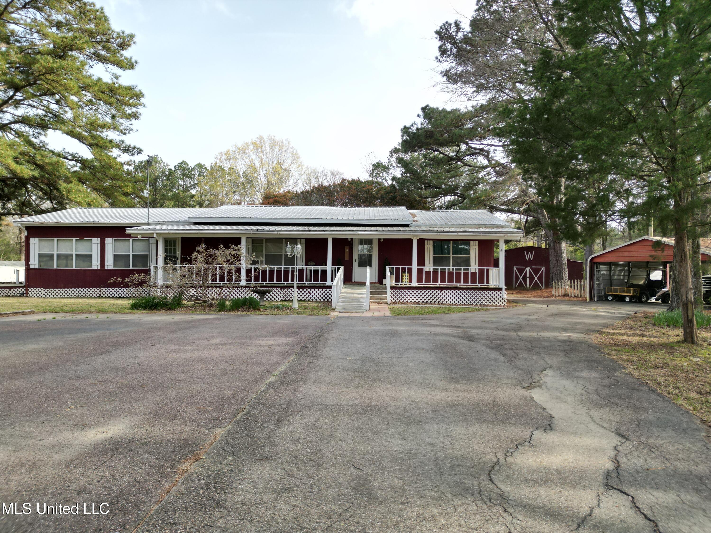 759 Ratliff Ferry Road Property Photo 1