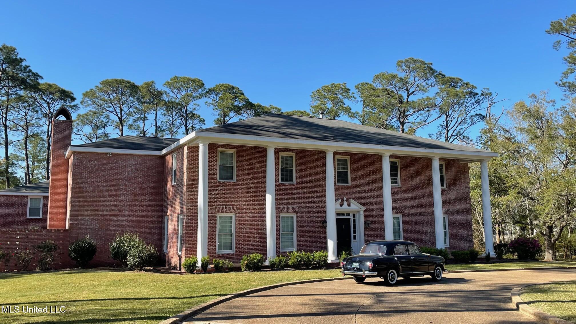 166 Bayou Circle Property Photo