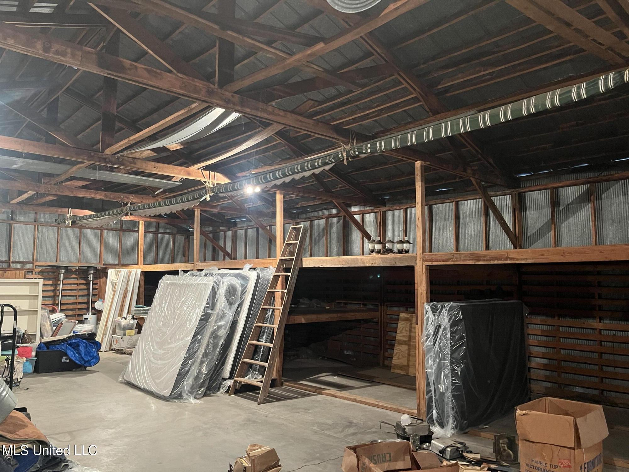 0 N Alderson Street Property Photo 8