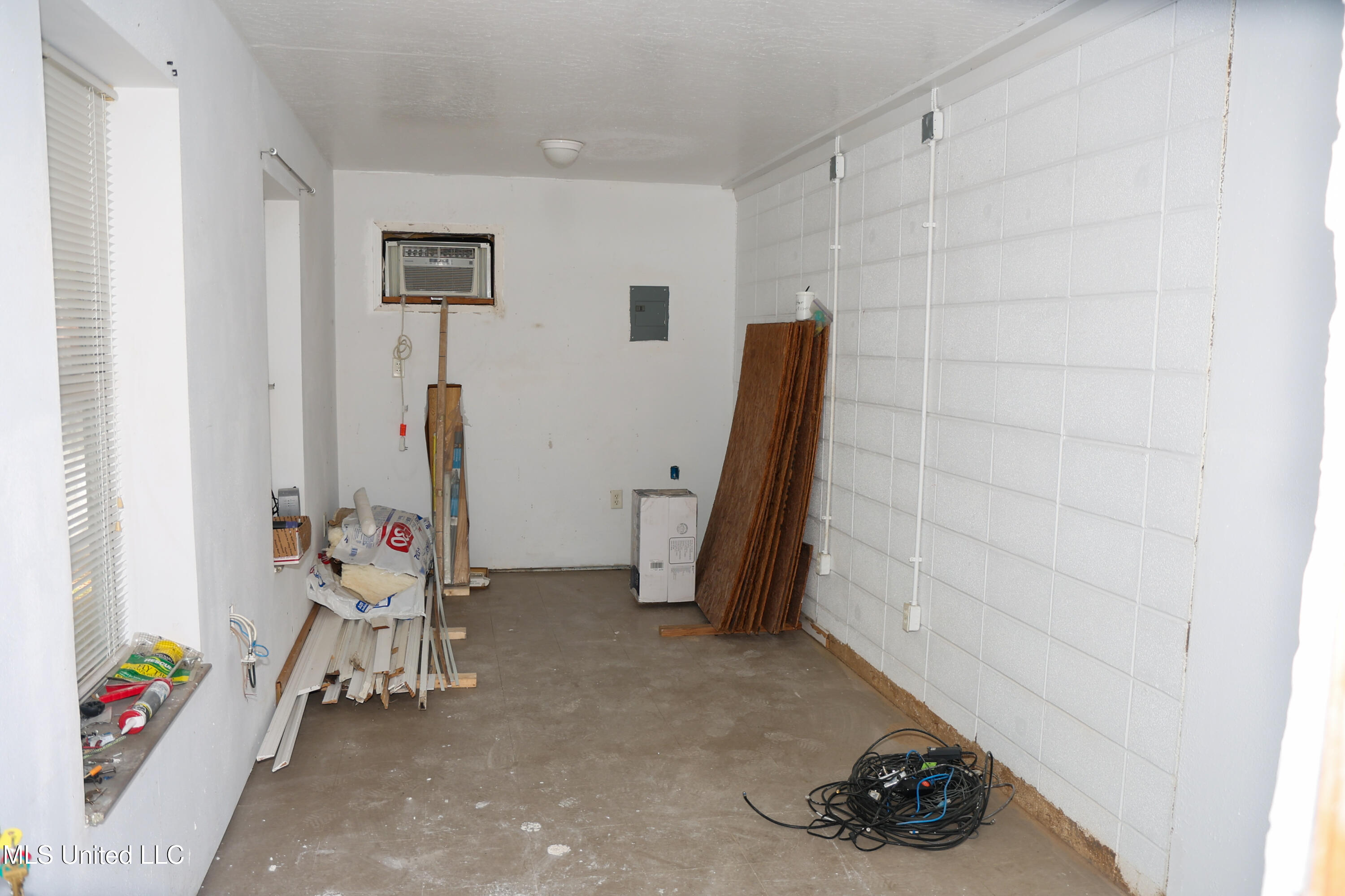 1915 Ingalls Avenue Property Photo 25