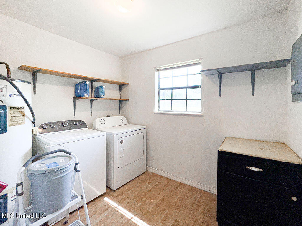 104 Tiffany Street Property Photo 15