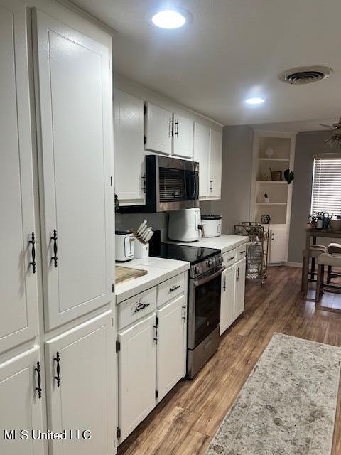 77 Shore Drive Property Photo 5