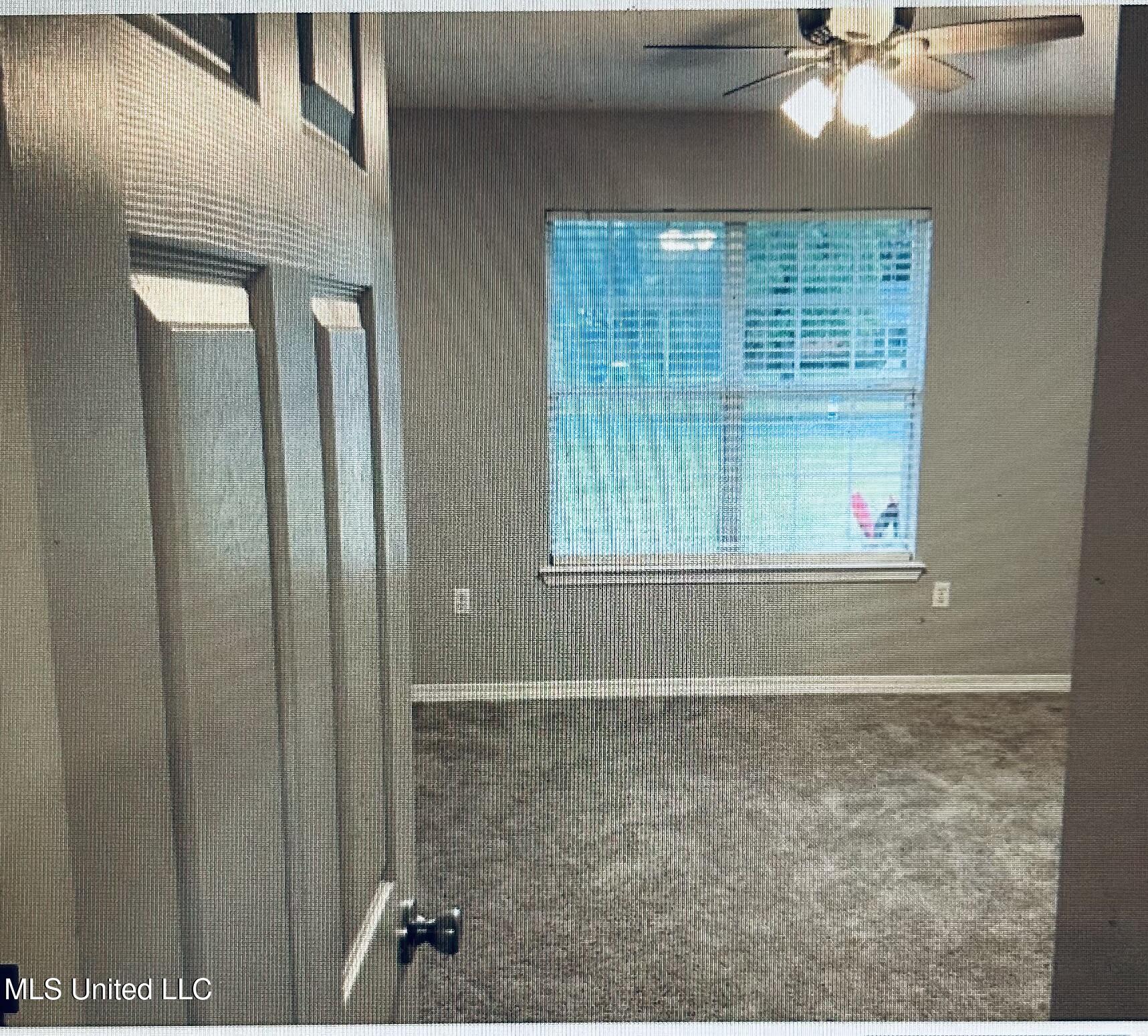 6905 Pinehurst Drive Property Photo 5