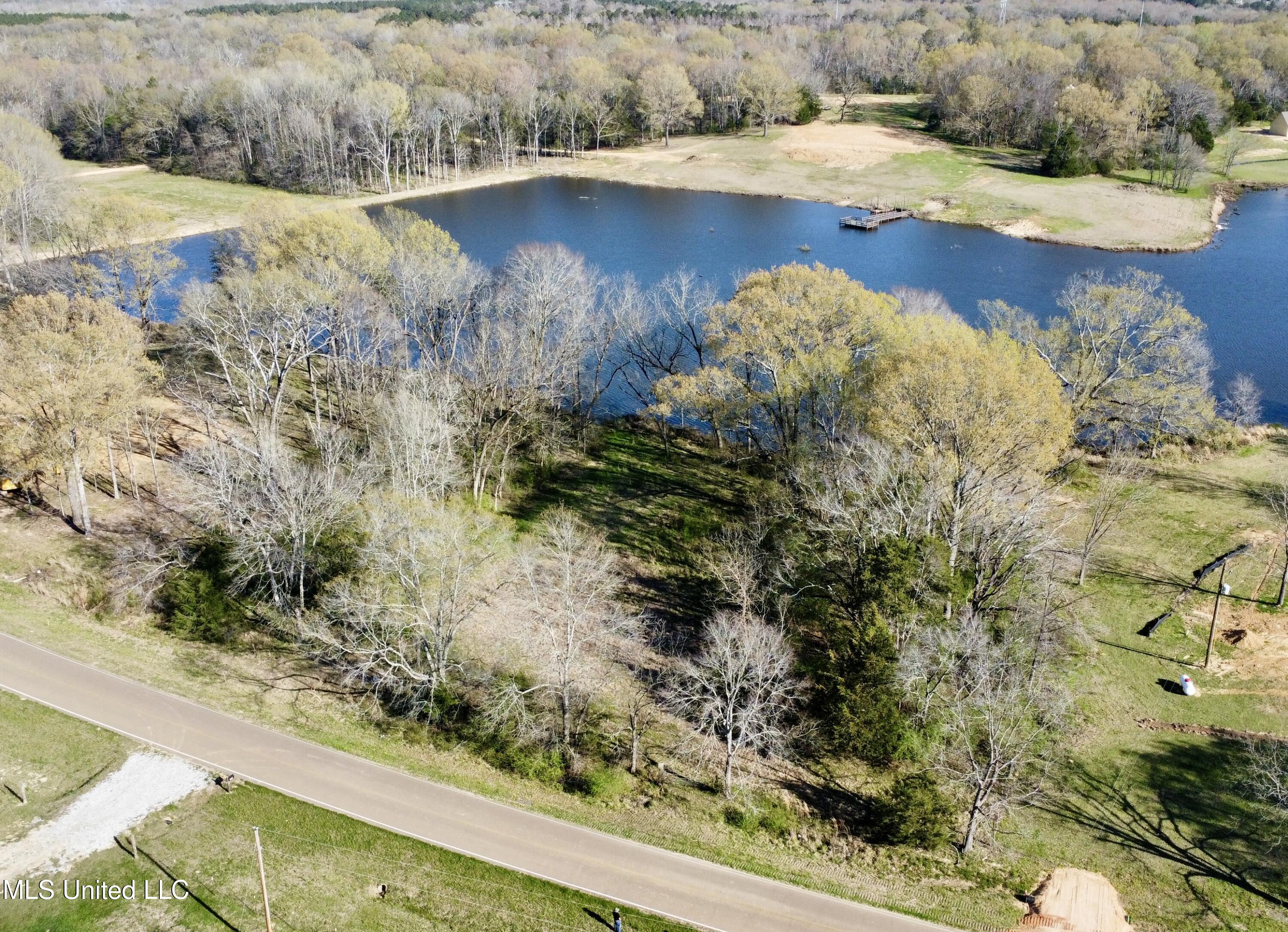 1165 N Ratliff Road Property Photo 1