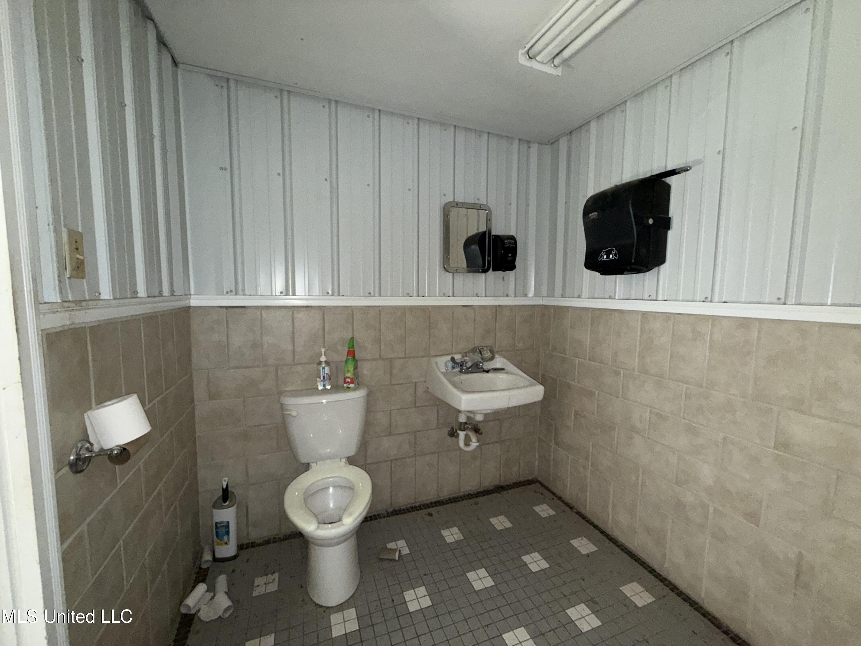 107 Ms-35 Property Photo 6