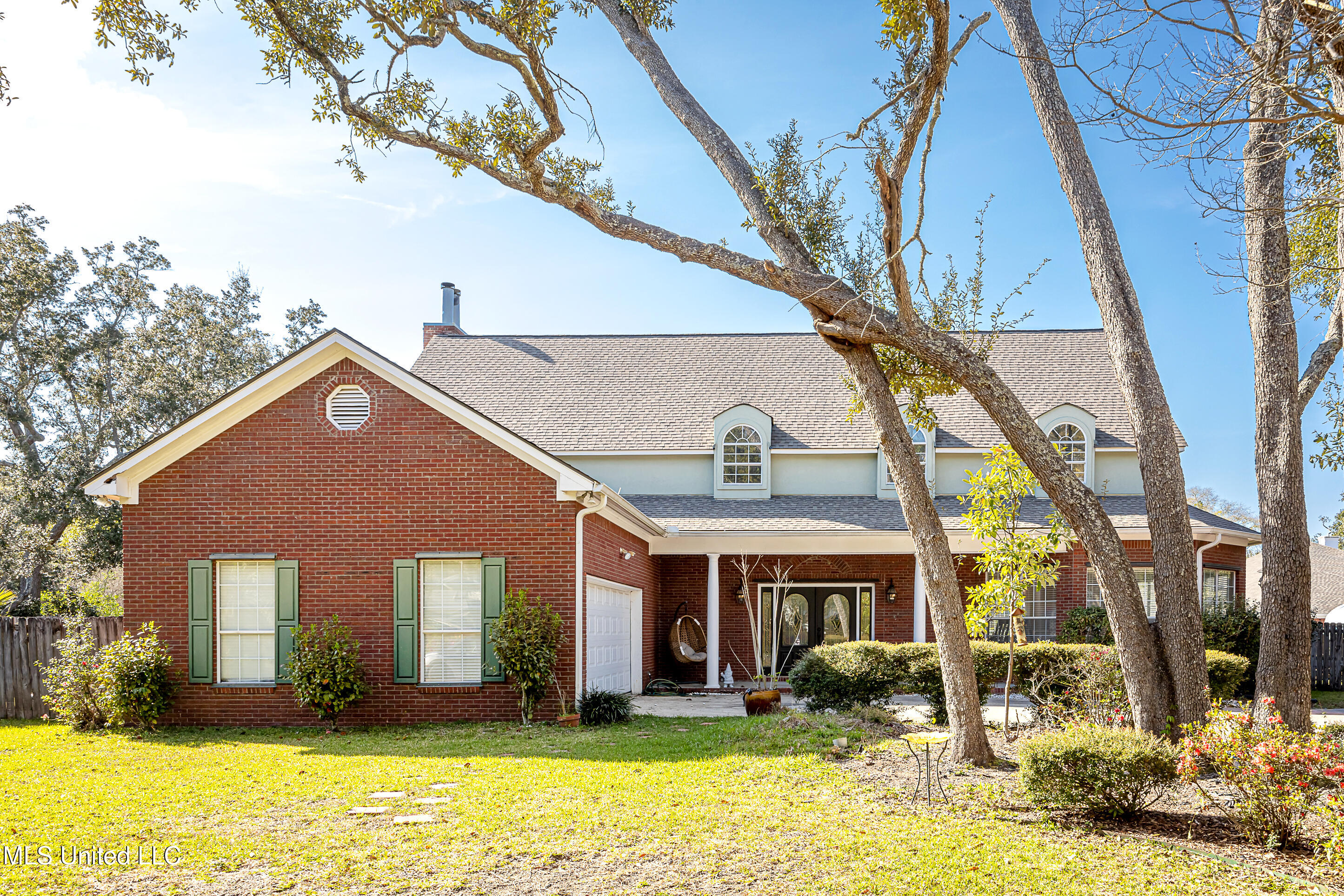 2013 Rue Ulysse Property Photo