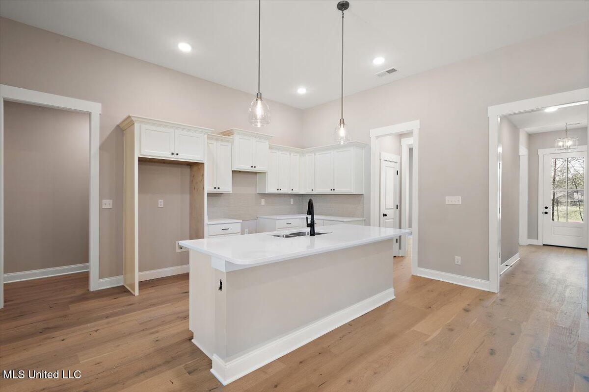 1184 Creekside Lane Property Photo 13