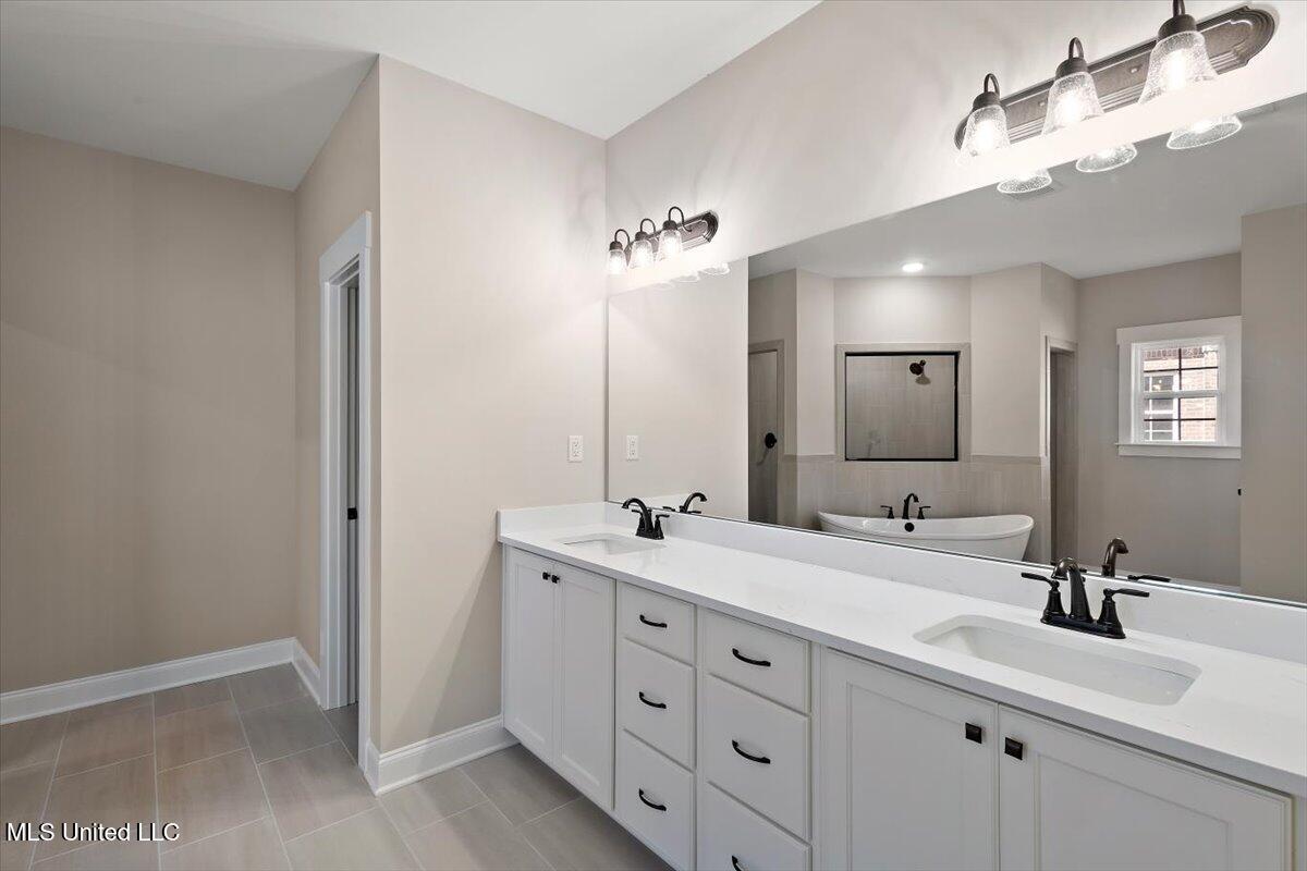 1184 Creekside Lane Property Photo 18